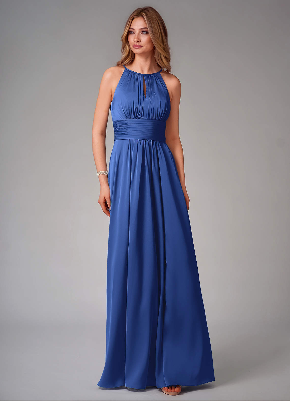 Azazie Bonnie Vestidos de madrinha de casamento Vestido Royal Blue de Cetim elástico de Linha A com Plissado image5