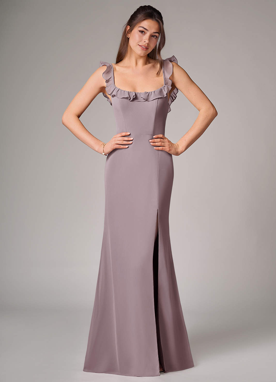 Azazie Callie Robes de demoiselle d'honneur Robe Sirène Convertible en Mousseline de soie Fente Latérale Crépuscule image1