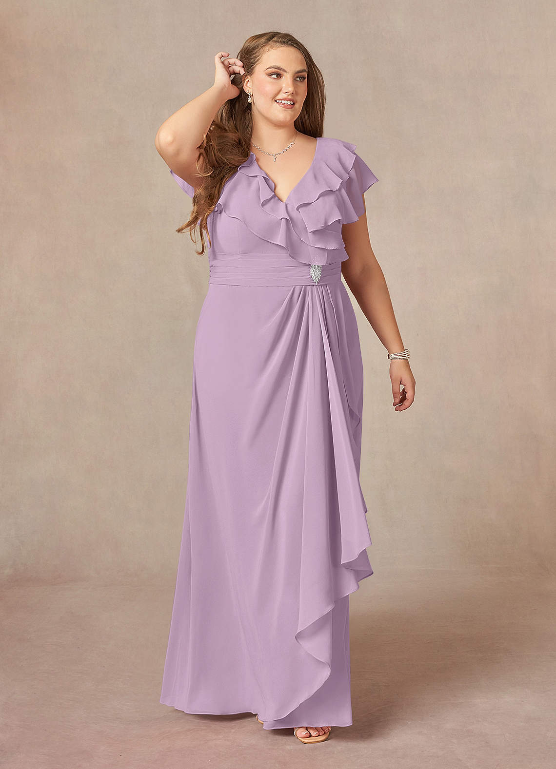 Azazie Snapdragon Mère de la mariée Robes Robe Trapèze en Mousseline de soie Col en V froncé Glycine image1