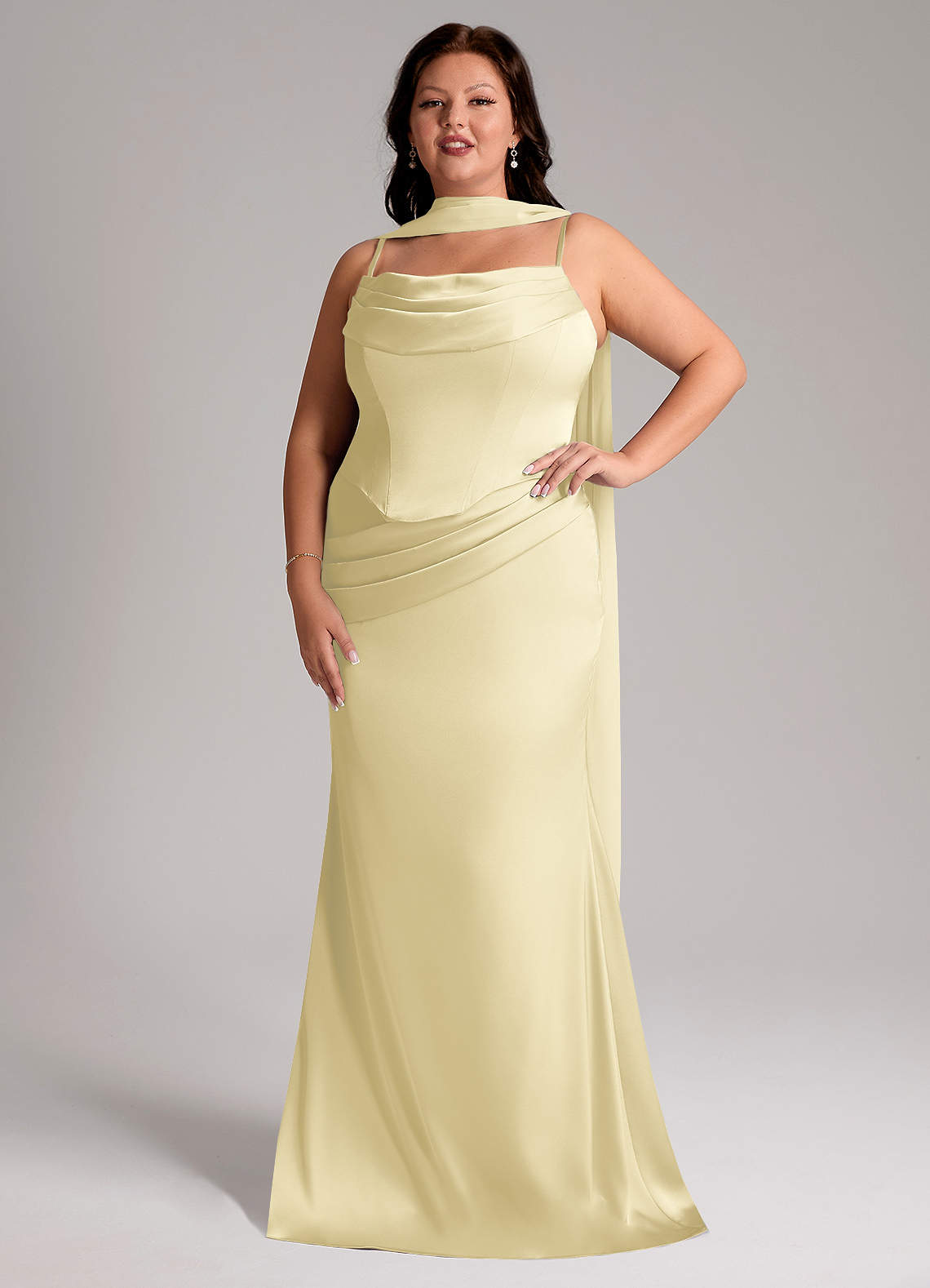 Azazie Sorrel Robes de demoiselle d'honneur Robe Sirène Convertible en Satin extensible Sans bretelles Sorbet Citron image7
