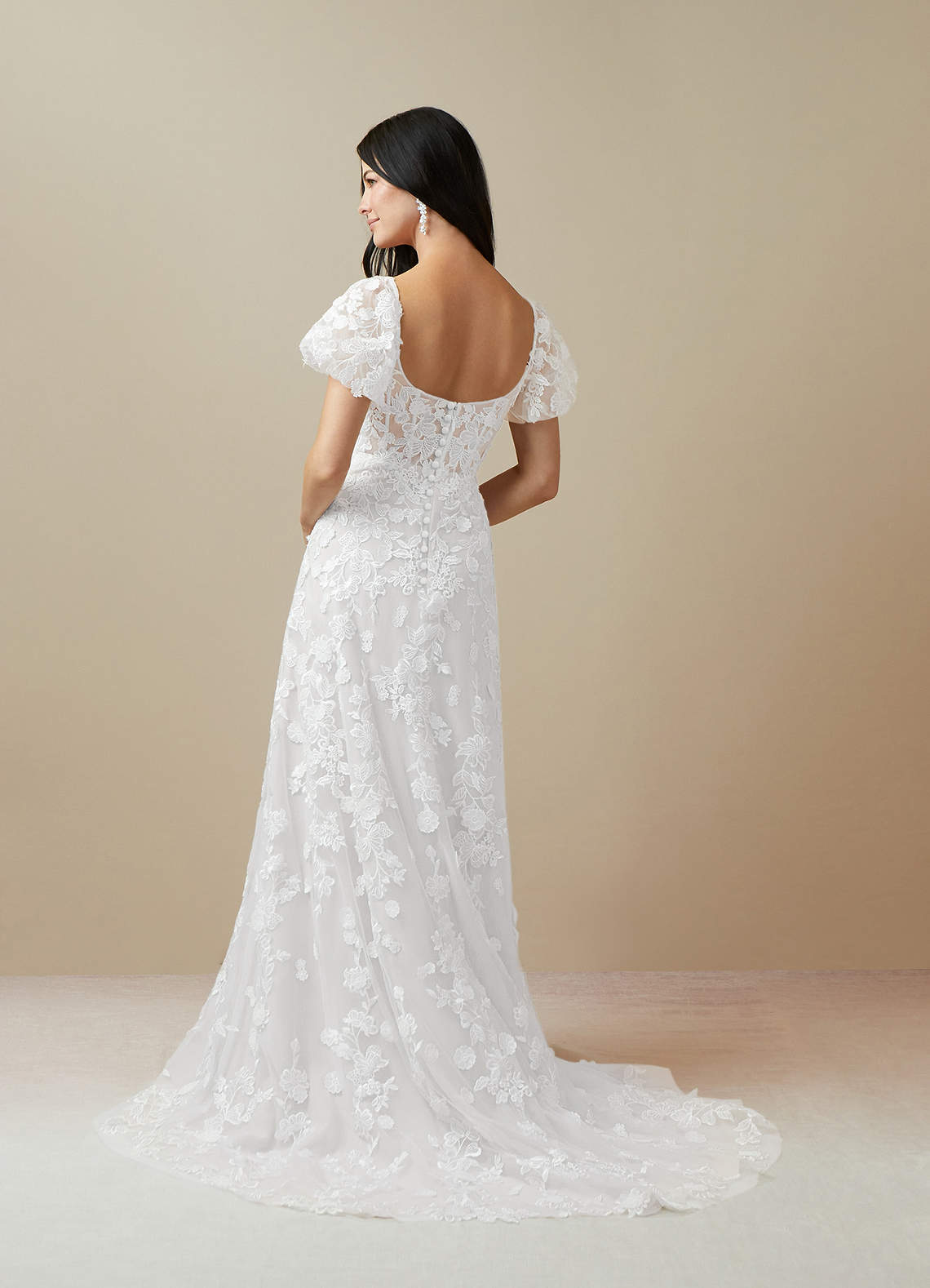 Azazie Vivienne Wedding Dresses Diamond White A-Line Sweetheart Lace Dress image5