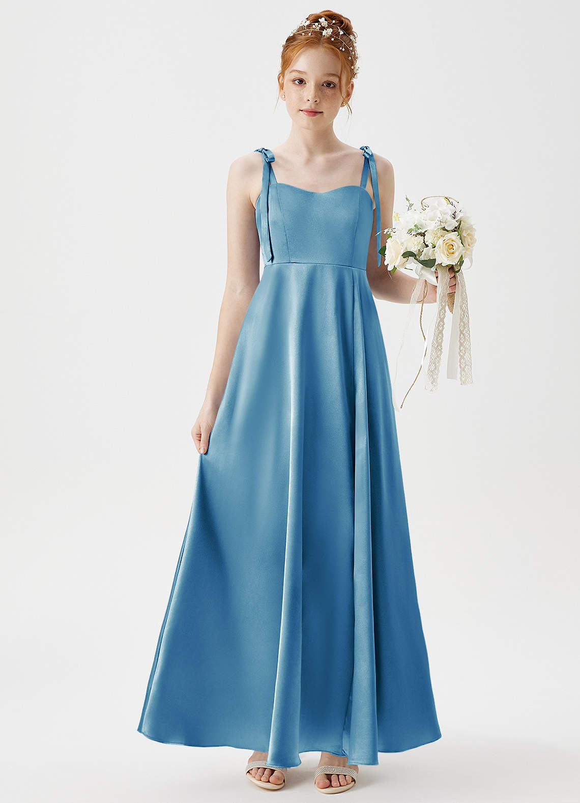 Azazie Rosey Junior Vestido de Azul Acero de Satén Metálico de Corte En A con Escote de Corazón image1