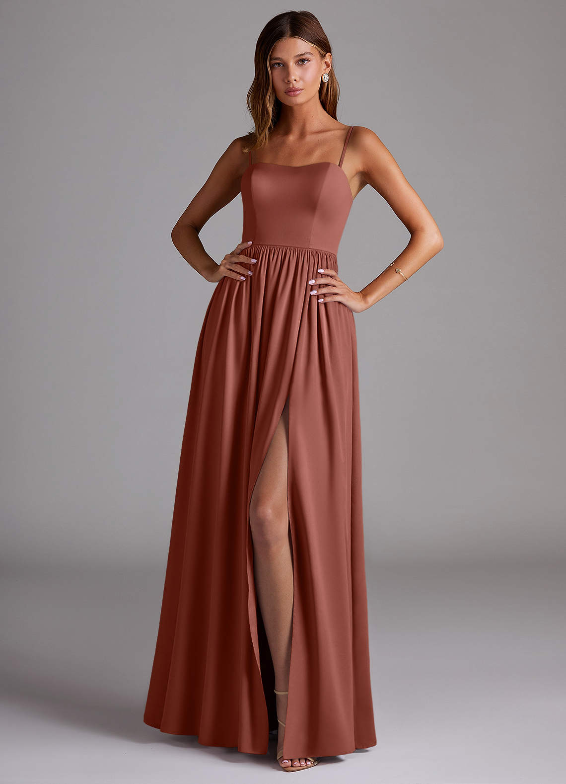 Azazie Calianna Vestidos de madrinha de casamento Vestir Castanho Aloirado de Cetim elástico de Linha A com Fora do ombro image1