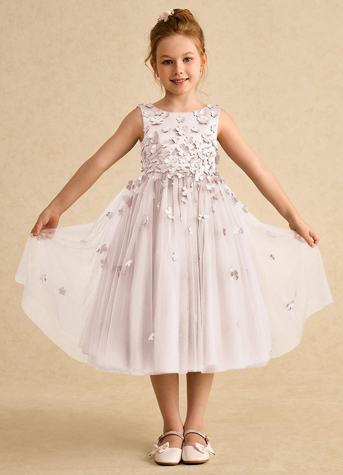 Azazie Lana Robe Demoiselle D'honneur Fillette Robe Trapèze en Mat Satiné Sans manches Rose Pétale image1
