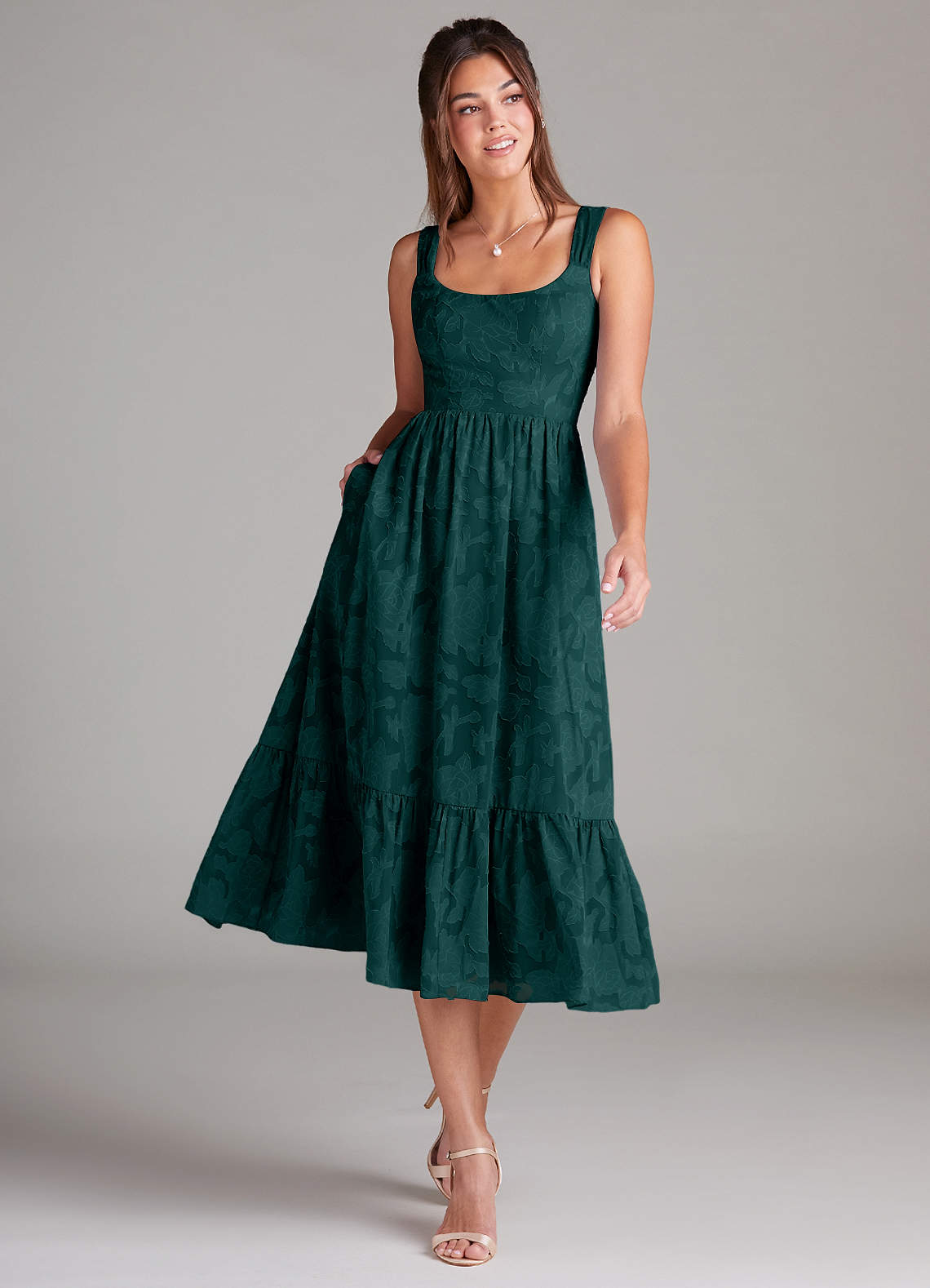 Azazie Alissa Robes de demoiselle d'honneur Robe Trapèze en Blumen-Burnout avec poches Vert Pin image1