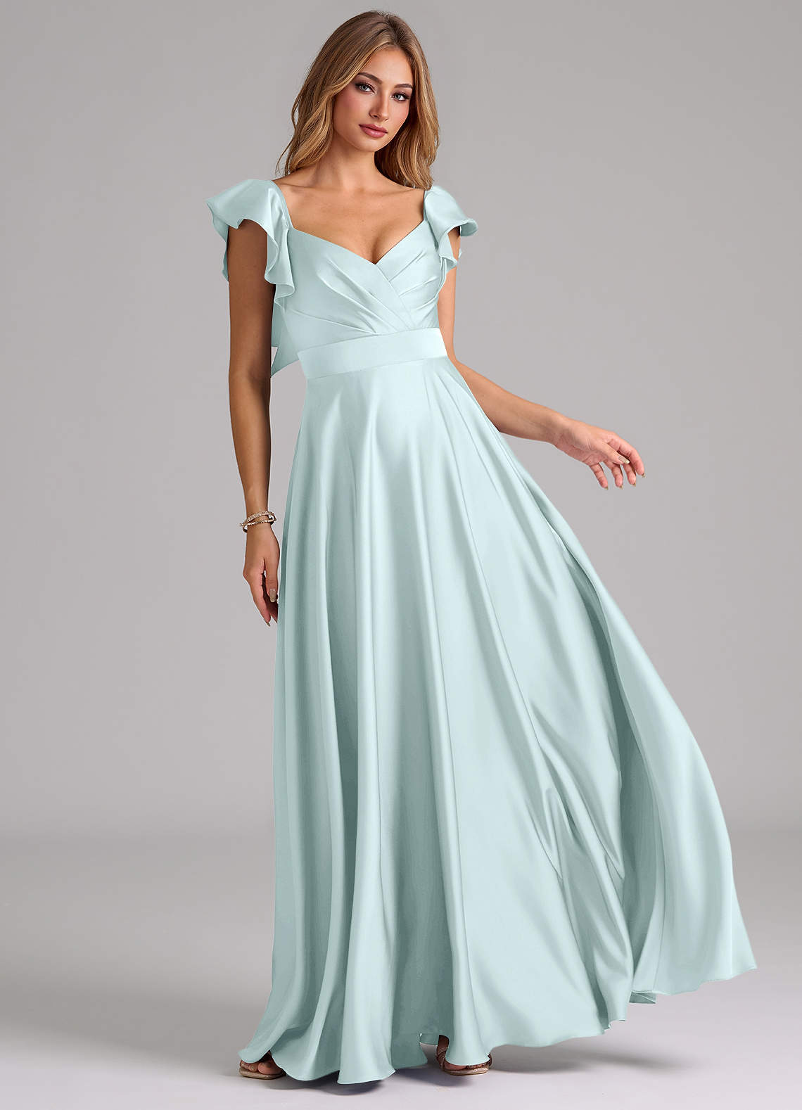Azazie Leilani Robes de demoiselle d'honneur Robe Trapèze en Satin extensible Rayé Verre De Mer image1