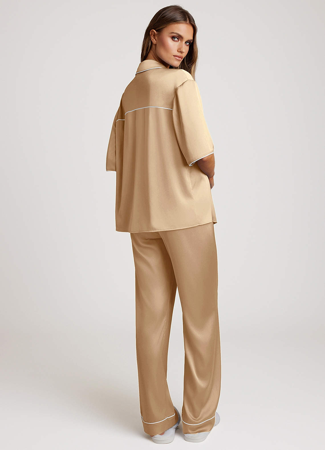 front Contrast-trimmed Pajama Set