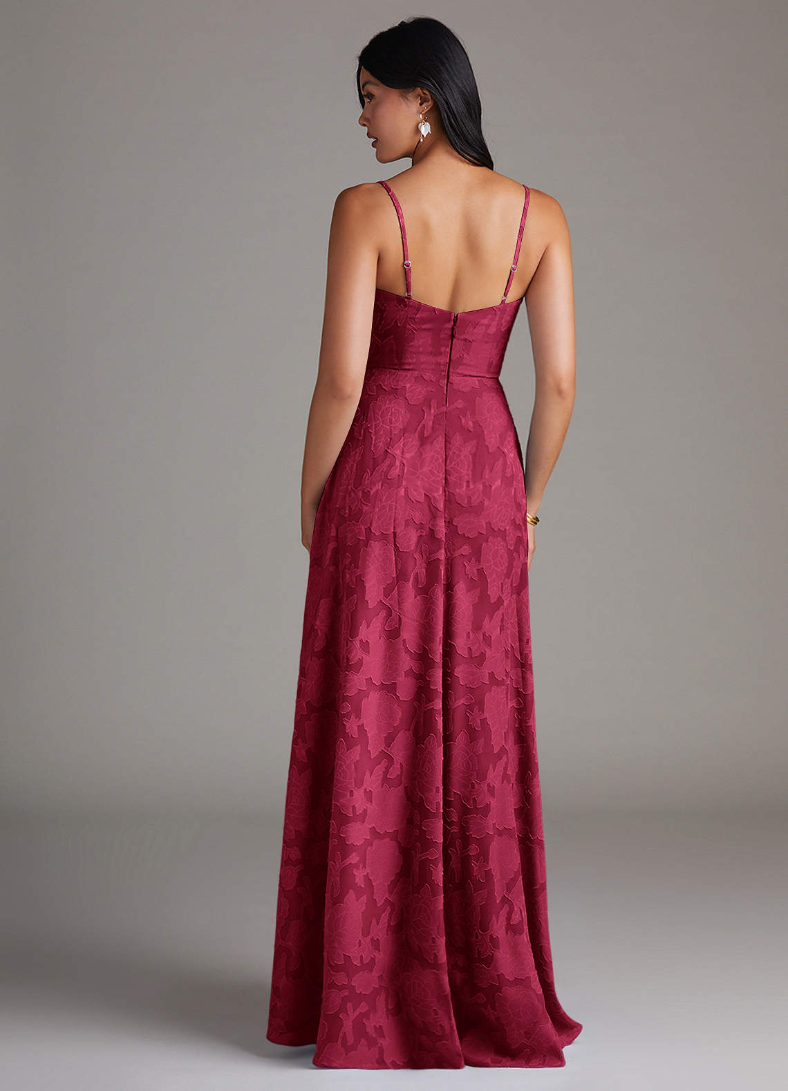Azazie Moira Vestidos de madrinha de casamento Vestido Borgonha de Esgotamento Floral de Linha A com Racha Lateral image1