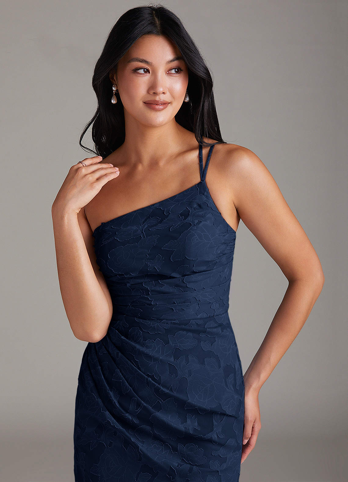 Azazie Eren Jurken voor thuis passen Jurk van Bloemen Burn-out met Kolom One-Shoulder Stoffig Blauw image4