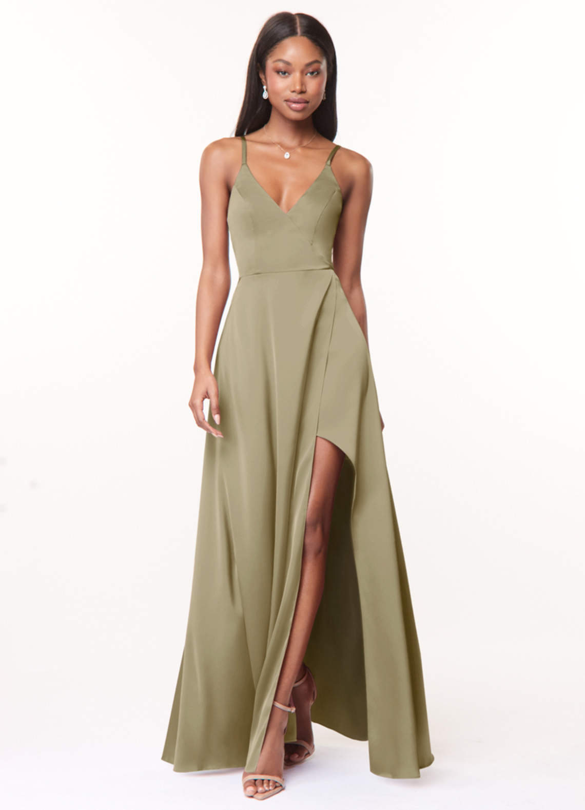 Azazie Maksim Robes de demoiselle d'honneur Robe Trapèze en Satin extensible Col en V Vert Mousse image1