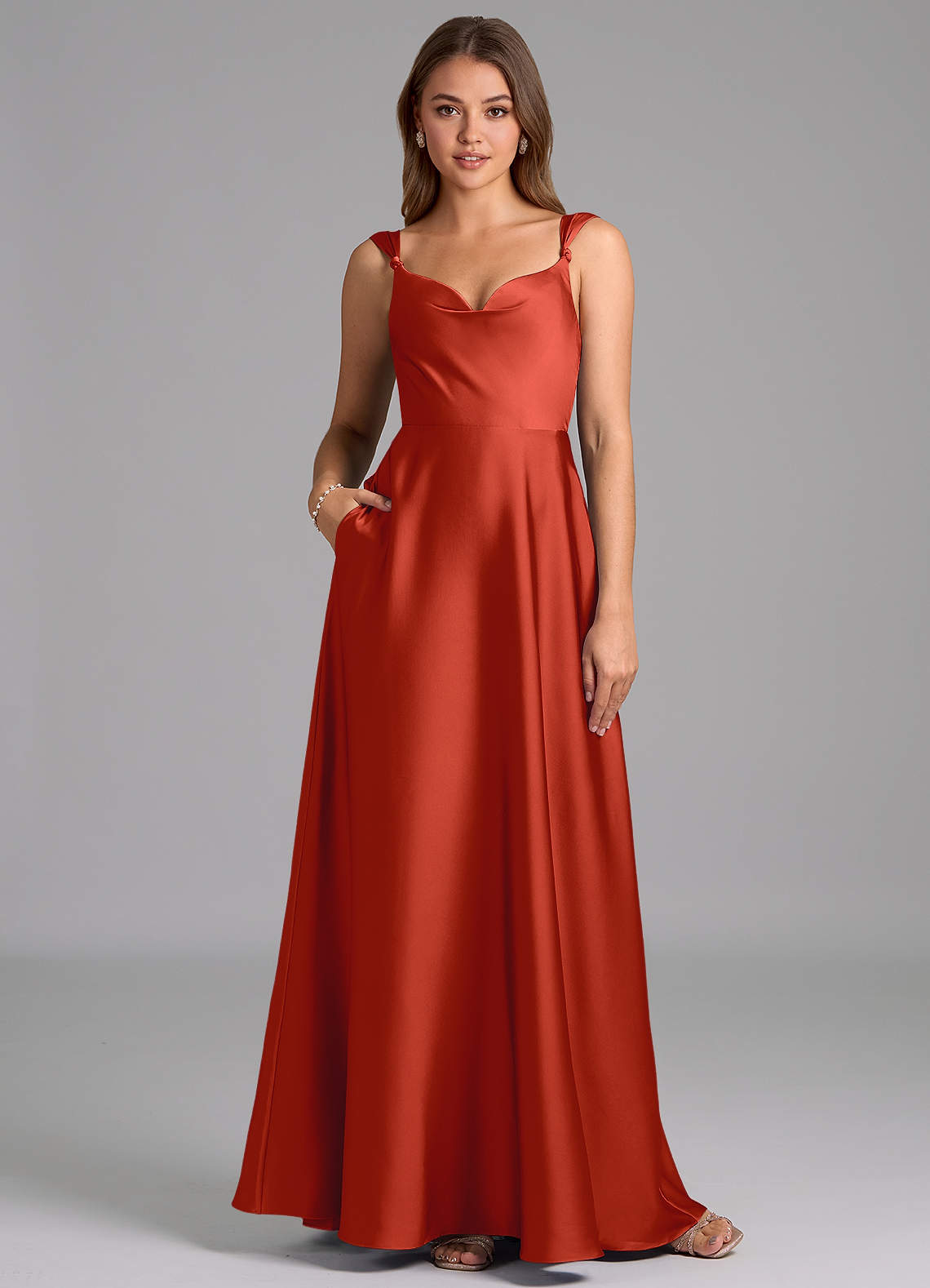 Azazie Beatrice 신부 들러리 드레스 A라인 스윗하트 네크라인 스트레치 새틴 바닥 길이 드레스 image1