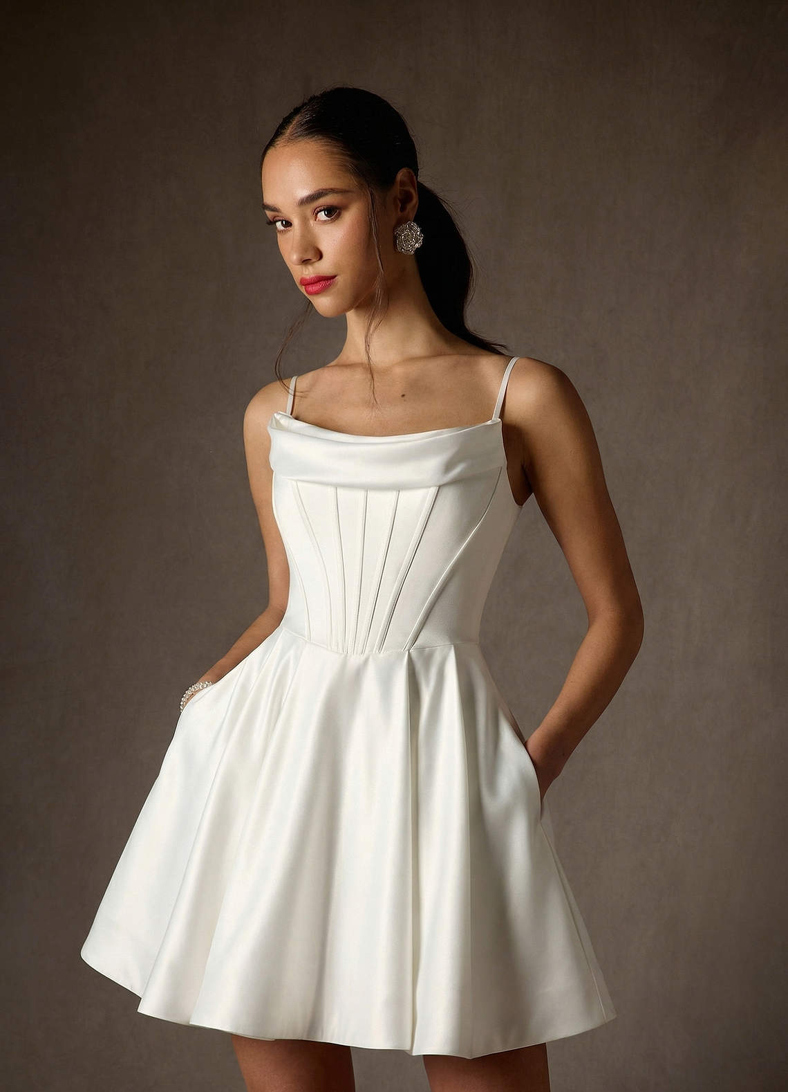 Azazie Kadison Abiti da Sposa Abito A-Line in Raso Senza Cinturino Bianco Diamante image6