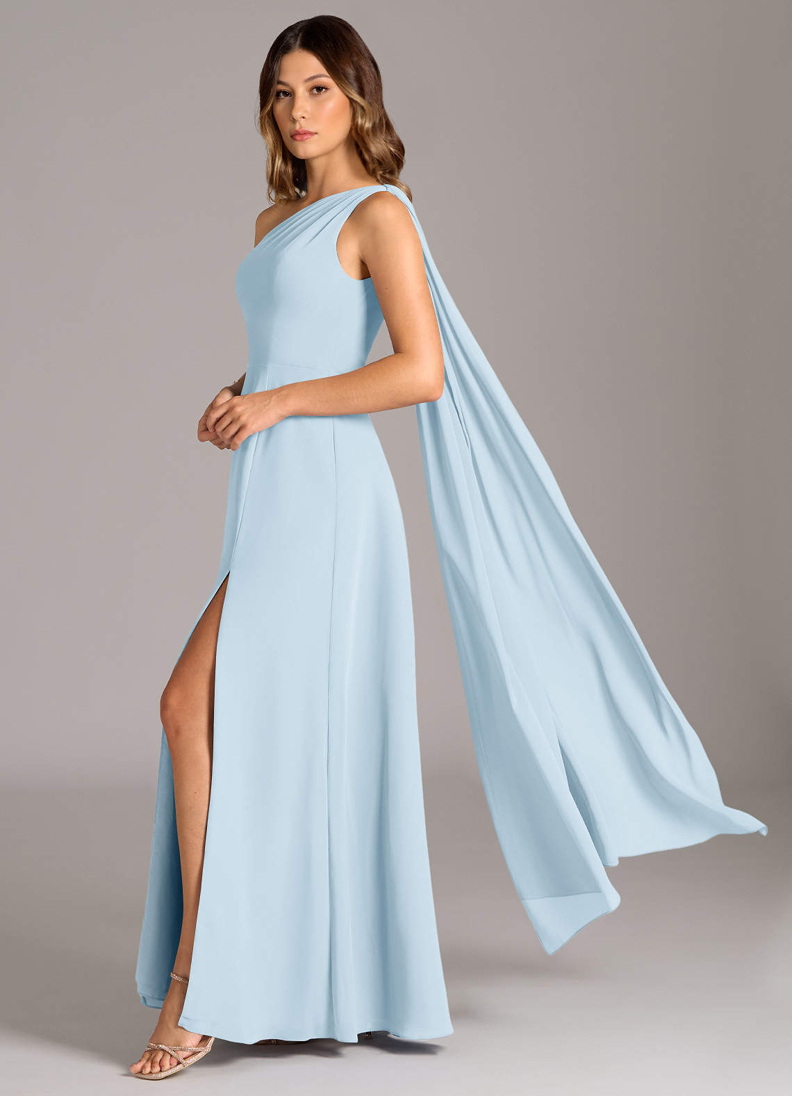 Azazie Tella Vestidos de damas de honor Vestido de Azul Cielo de Gasa de Corte en A con Hombro unilateral image1