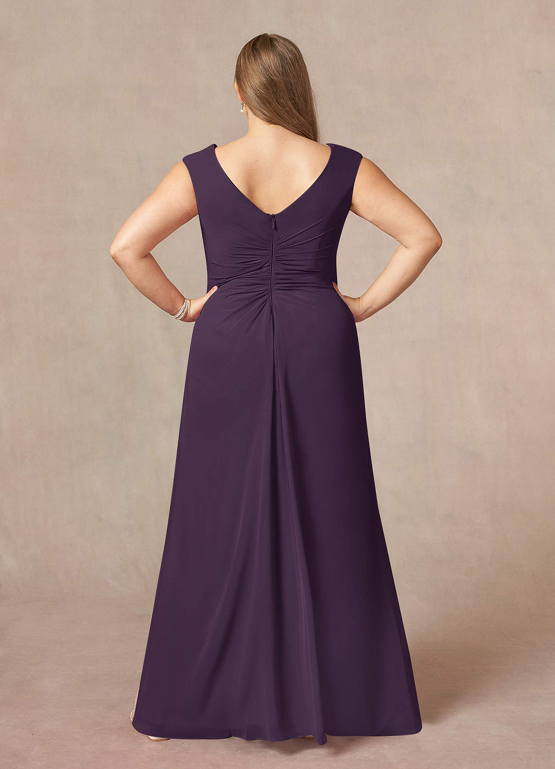 green emerald velvet dress Amazon.com: ONTINVA Women's Flared Long Sleeve Formal Party Dresses Midi  Purple Scuba Dress Evening Gown Plus Size (Purple,L,Large) : Clothing,  Shoes & Jewelry
