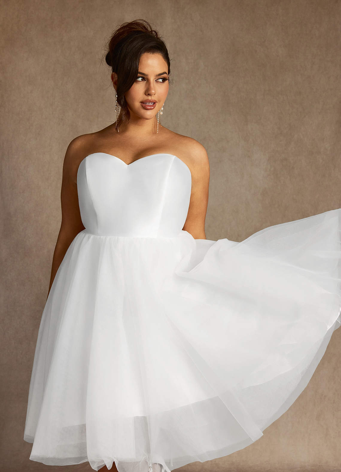 Azazie Gelsey Wedding Dresses Diamond White A-Line Sweetheart Neckline Tulle Dress image11