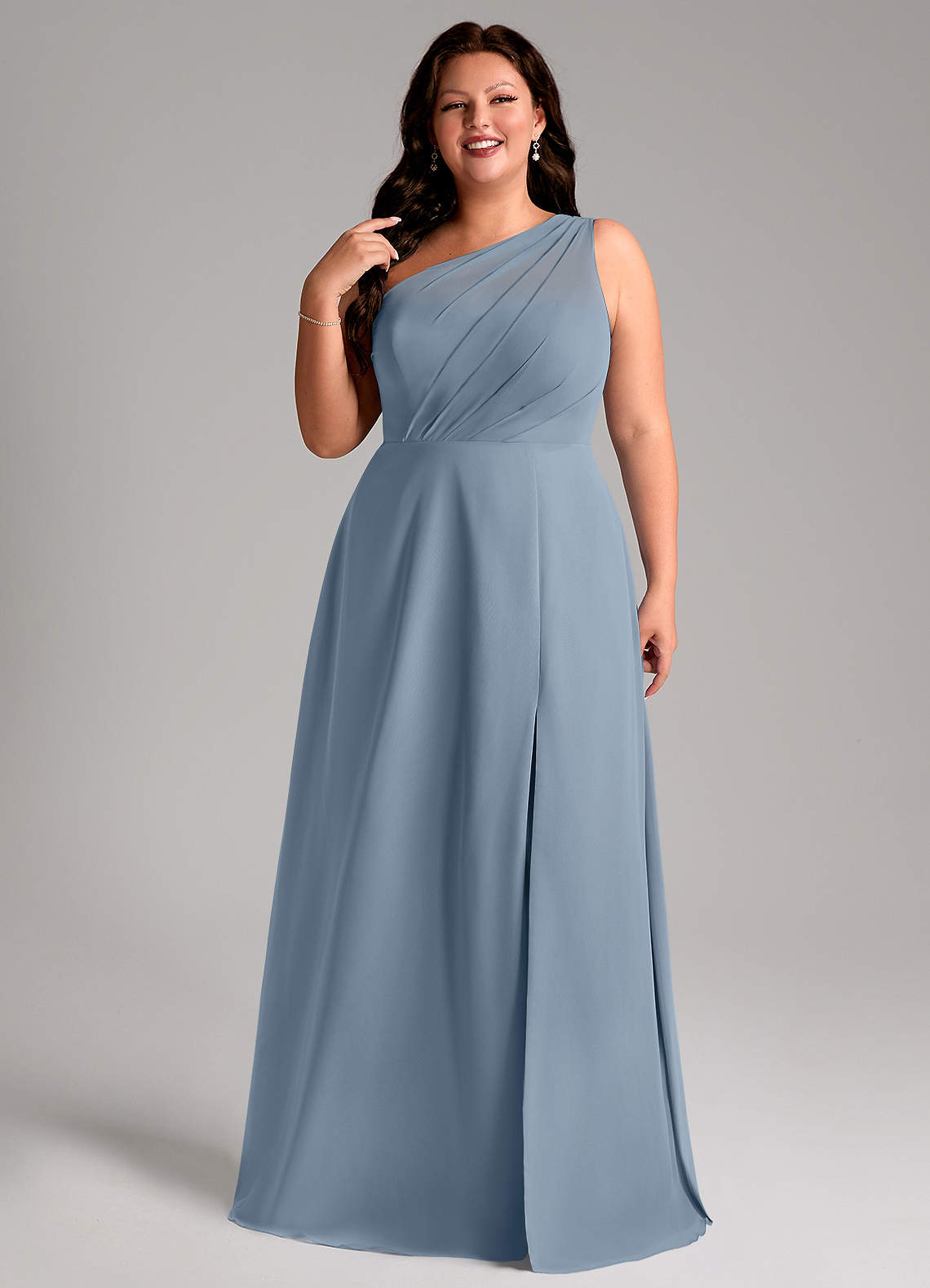 Azazie Phaedra Vestidos de damas de honor Vestido de Azul Polvoriento de Gasa de Corte en A con Hombro unilateral image4