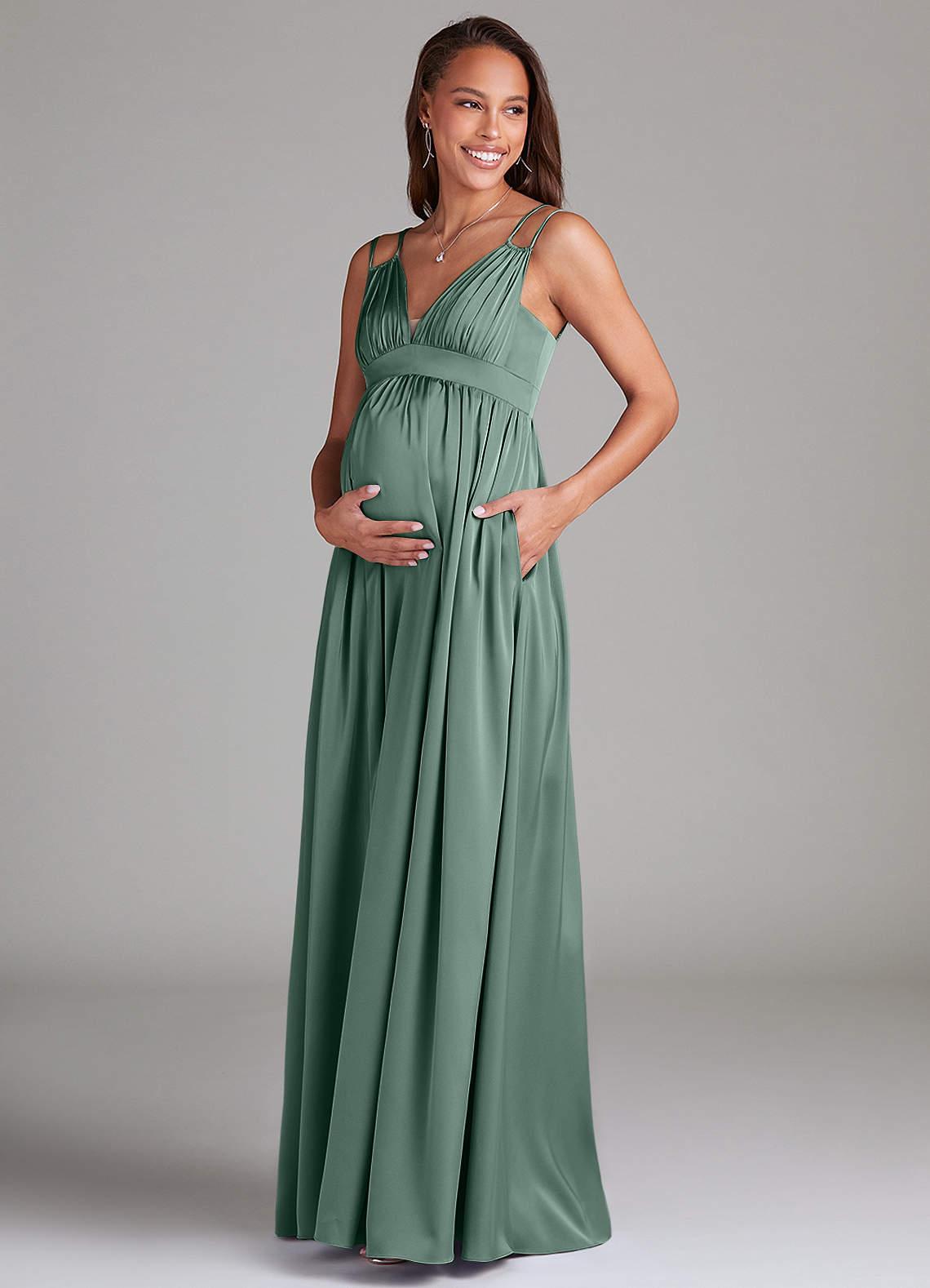 Azazie Emree Vestidos de dama de honra para maternidade Vestir Linha A com bolsos Comprimento do chão Cetim elástico image2