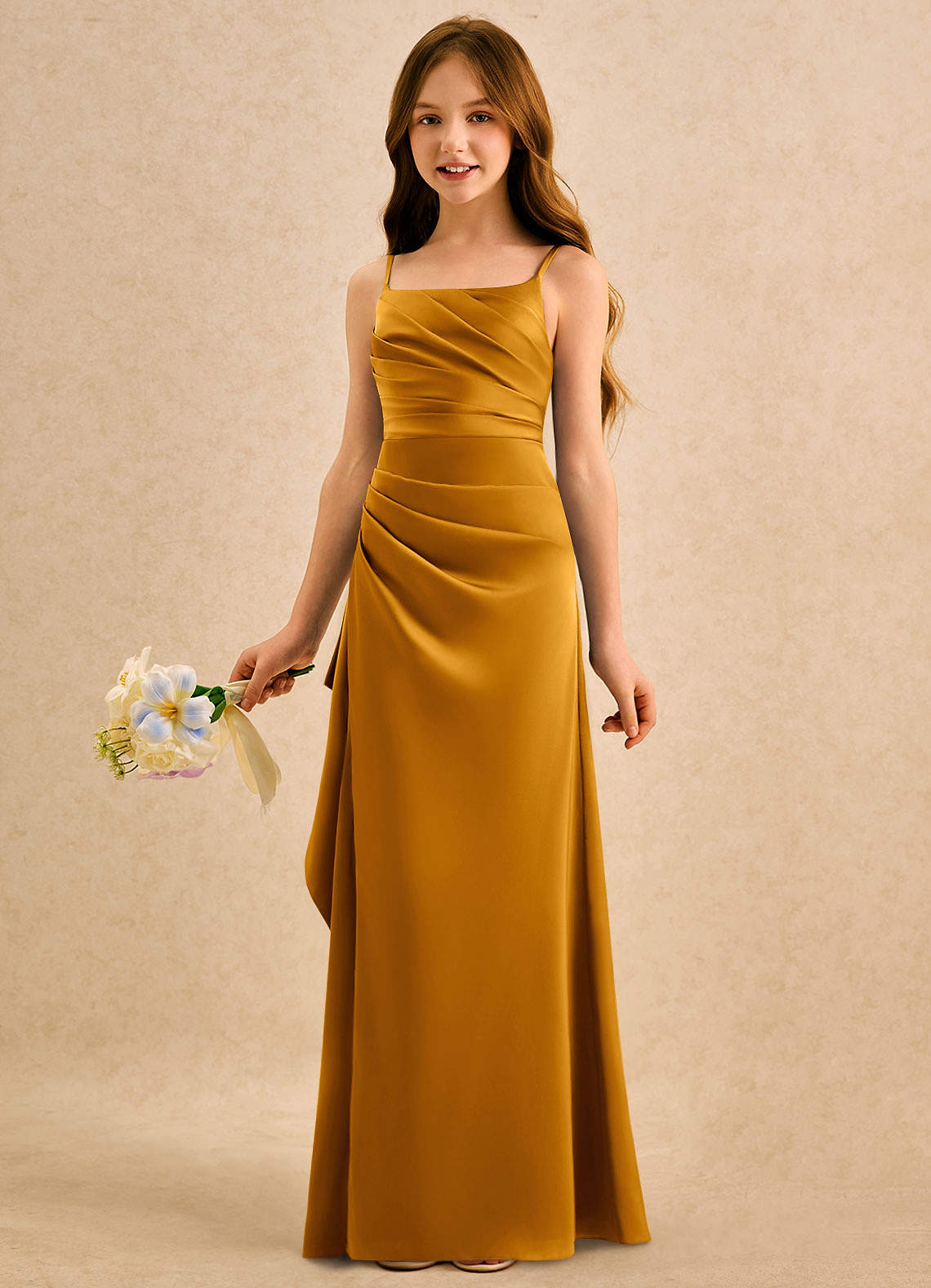 Azazie Cannoli Girls Formal Robe Demoiselle D'honneur Fillette Robe Trapèze en Satin extensible Plissée Caramel écossais image3