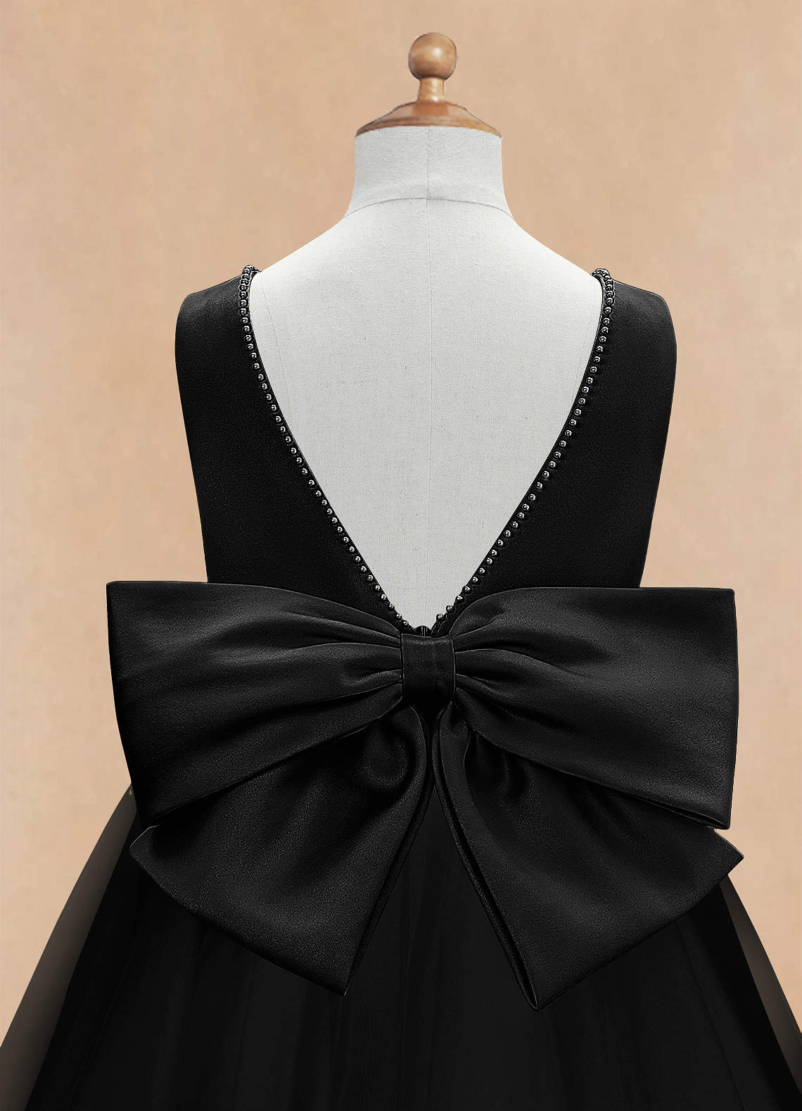 Azazie Sarina Vestidos de florista Vestido Preto de Tule de Linha A com Arco image8