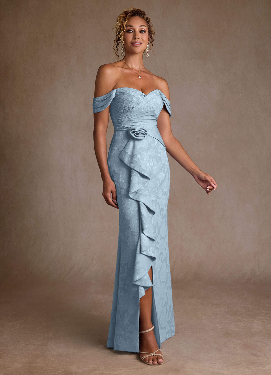 Azazie Irene Abiti per la Madre della Sposa Abito A-Line in Burnout Floreale a Spalla Scoperta Azzurro image1