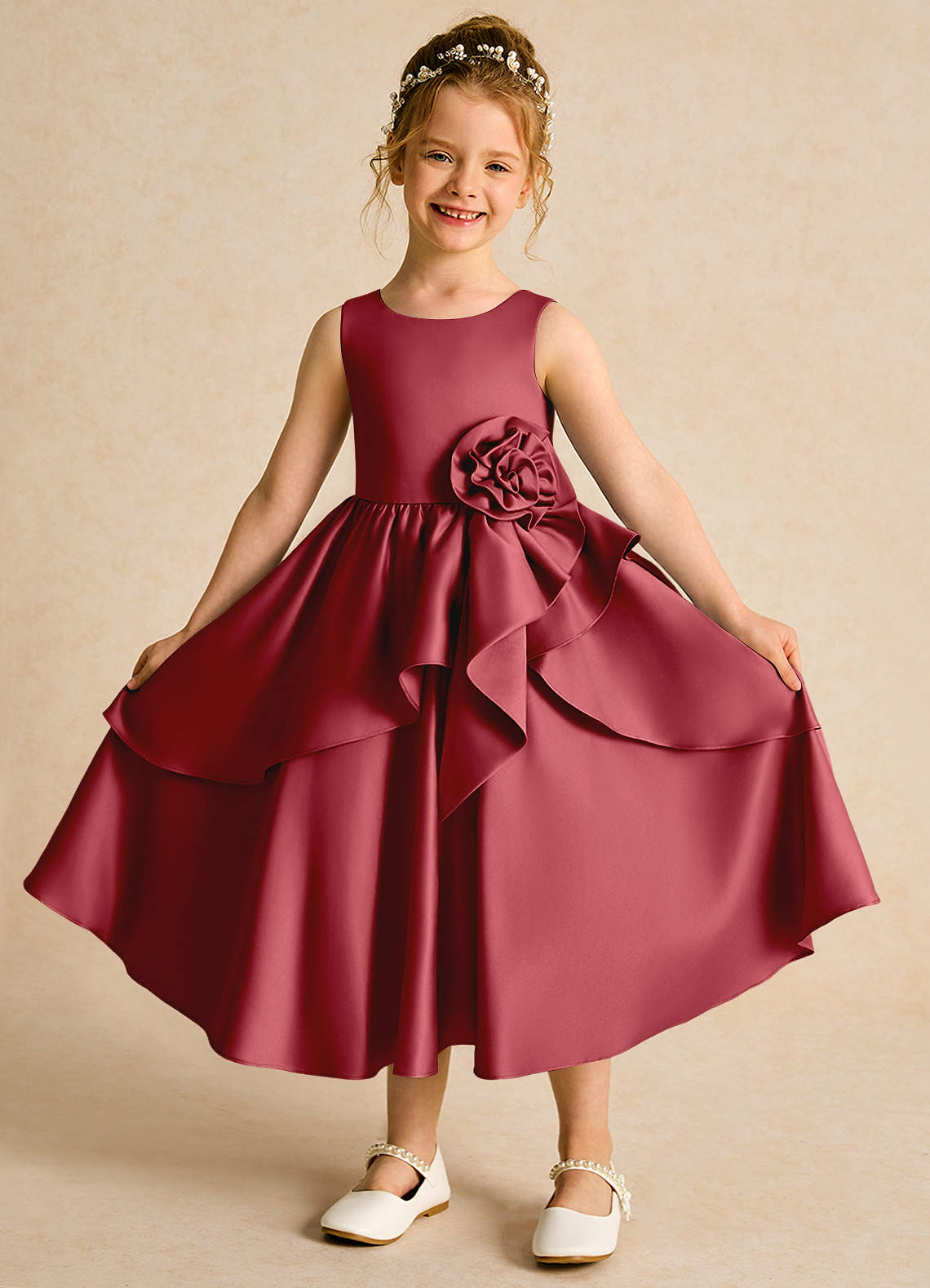 Azazie Hermia Blumenmädchenkleider A-Linie ärmellos Matte Satin Kleid Granatapfelrot image1