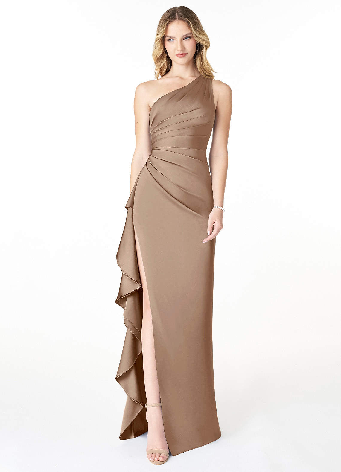 Azazie Latrice Brautjungfernkleider Etui Kaskadierende Rüschen an einer Schulter Stretch-Satin Kleid Taupe image1