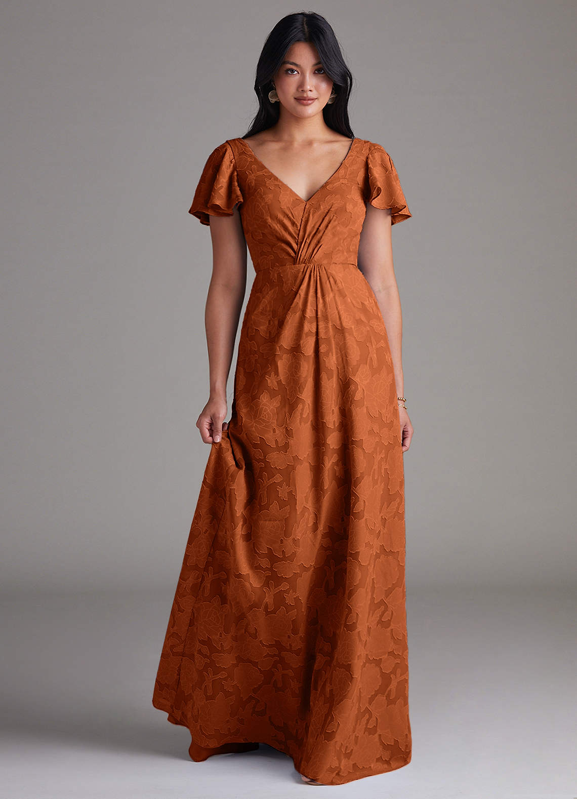 Azazie Soren Robes de demoiselle d'honneur Robe Trapèze en Blumen-Burnout Plissée Orange Brûlée image1
