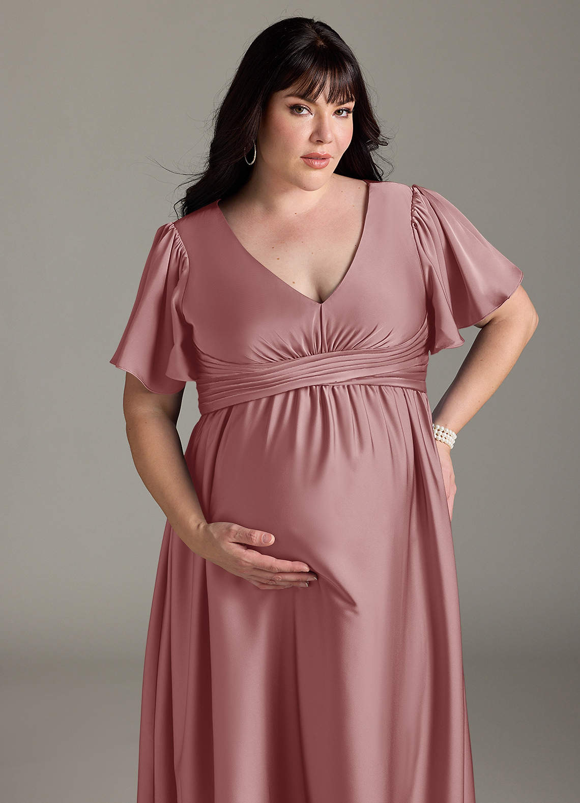 Azazie Verna vestidos de dama de honor de maternidad Vestido de Corte en A Volante Hasta el suelo Satén Elástico image14