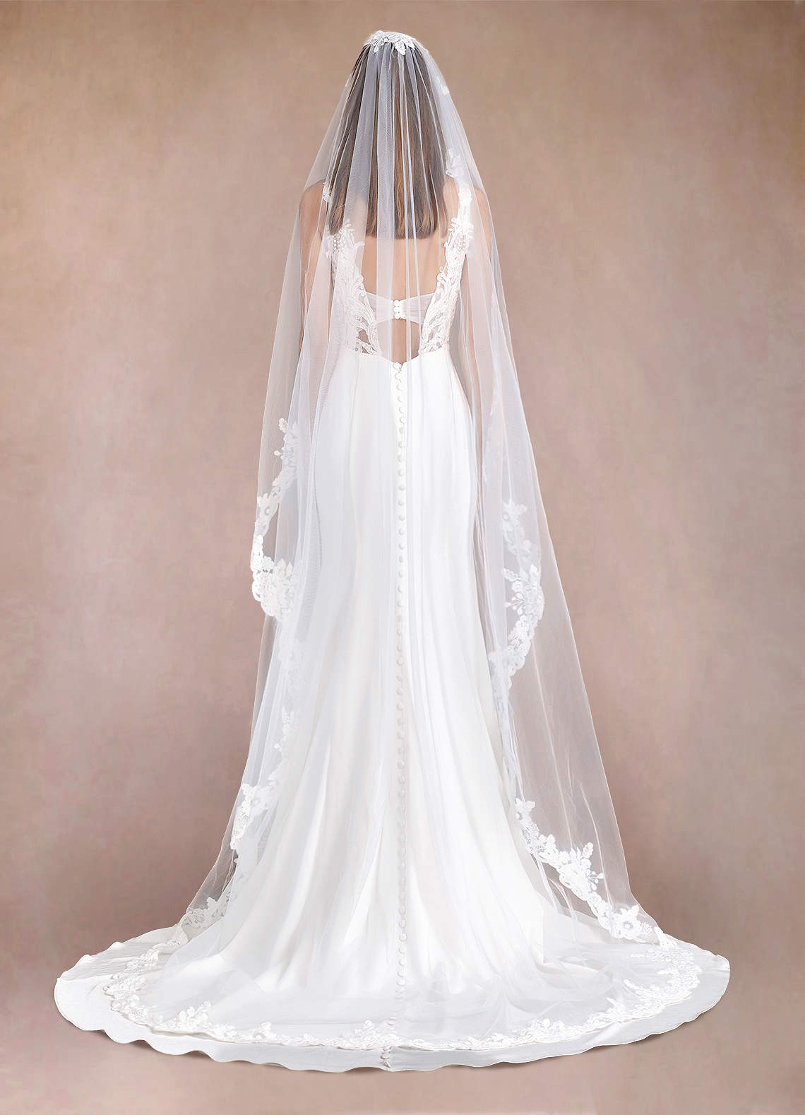 front Persila Lace Chapel Length Veil