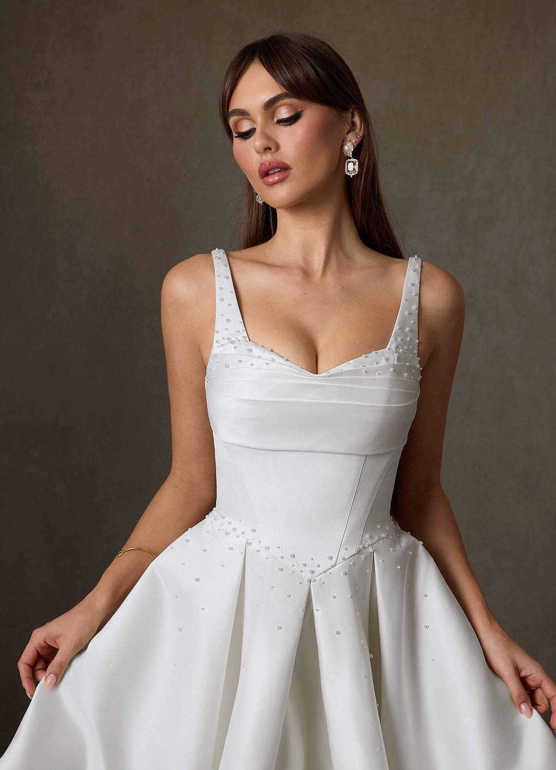 Azazie Zelina Bröllopsklänningar Klä av A-Linje i Satin Älskling Halsringning Diamantvit image6