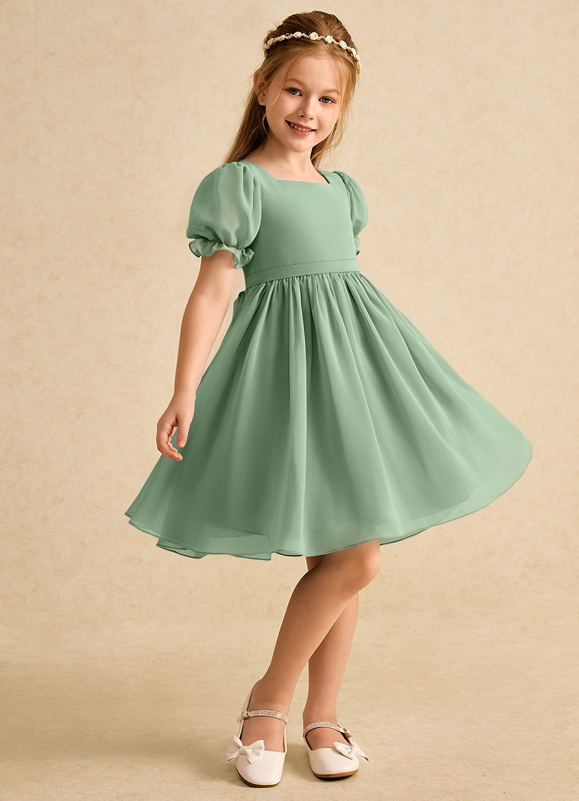 Azazie Jolie Robe Demoiselle D'honneur Fillette Robe Trapèze en Mousseline de soie avec manches Matcha image1