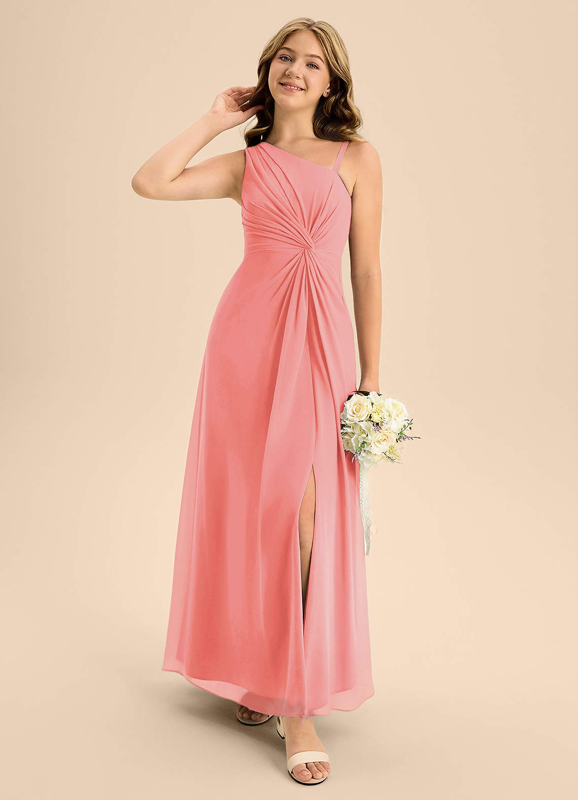 Azazie Brooke Junior Abito A-Line in Chiffon Spacco Laterale Corallo image1