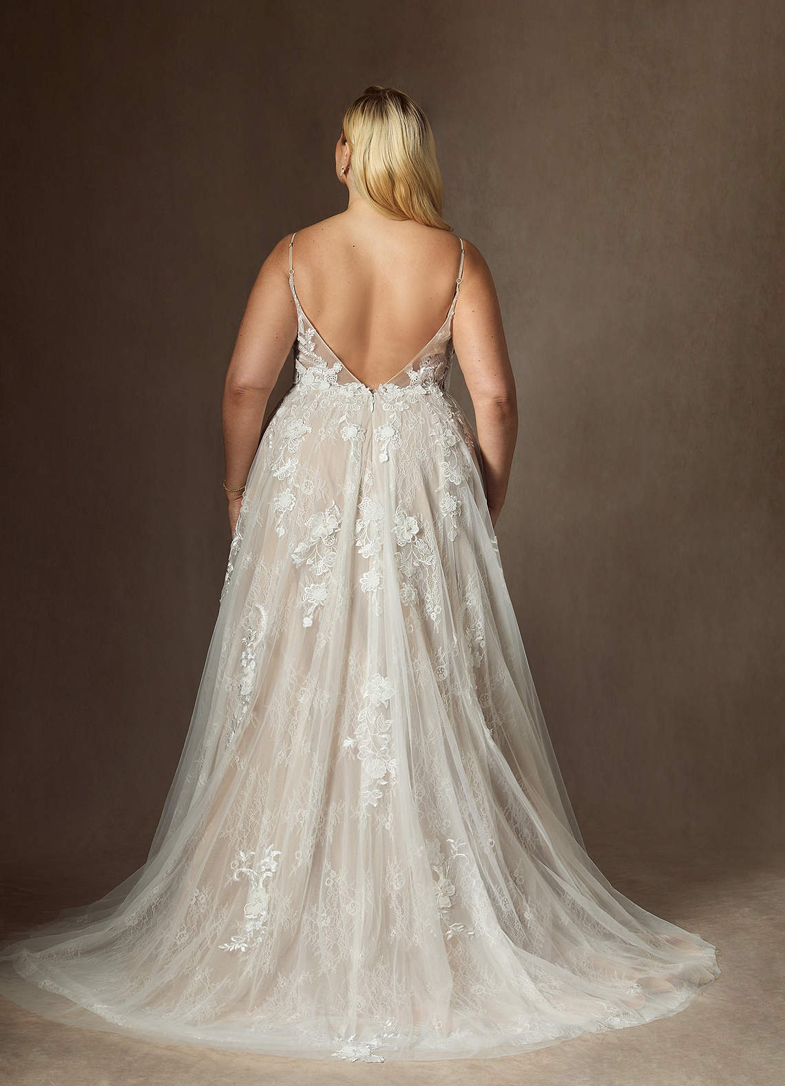 Azazie Monda Brudekjoler En streg Blonder Tulle Kapel tog Kjole image12