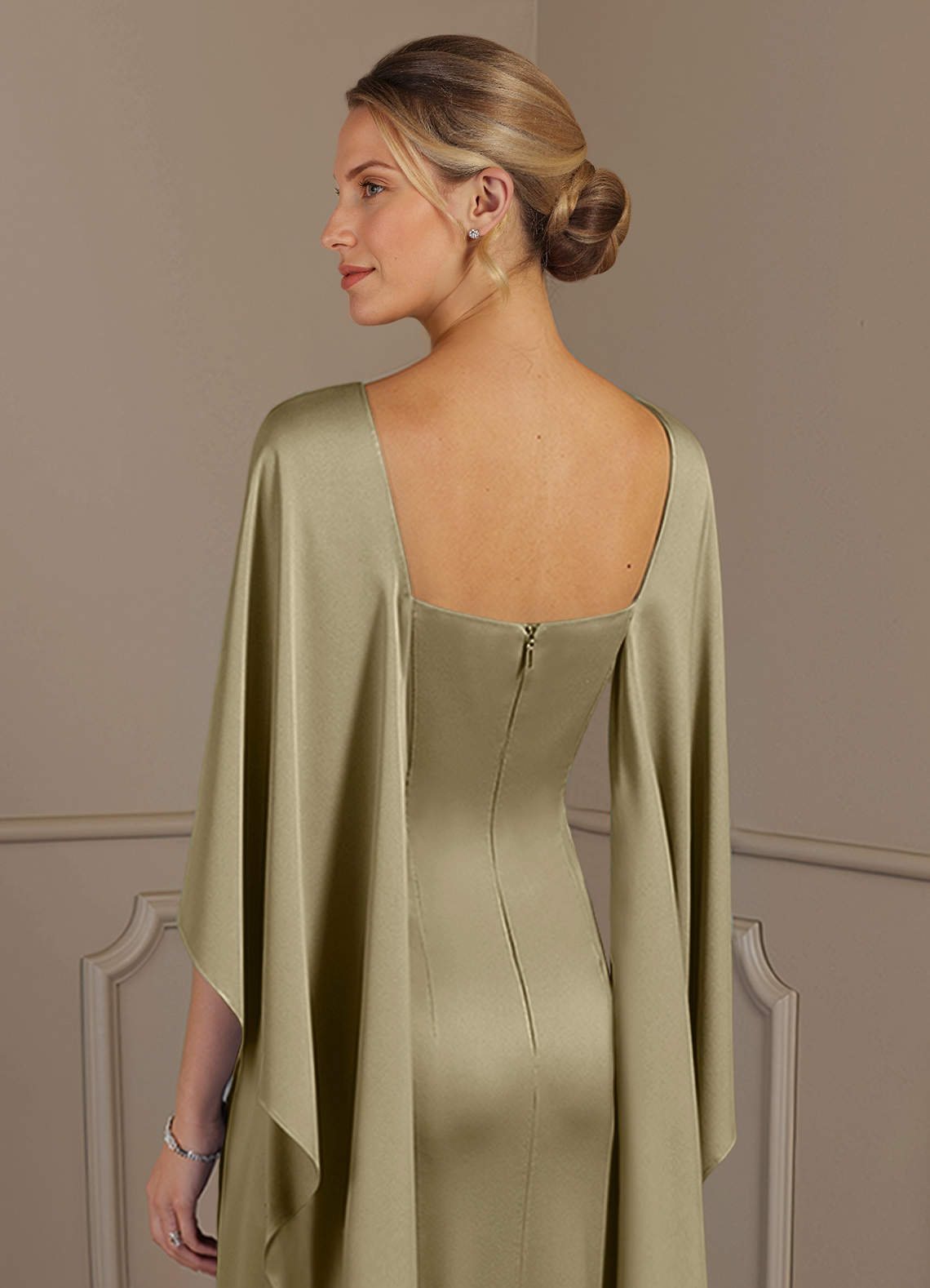 Azazie Eli vestidos de madre de la novia Vestido de Musgo Verde de Satén Elástico de Recto con Cuello de barco image5