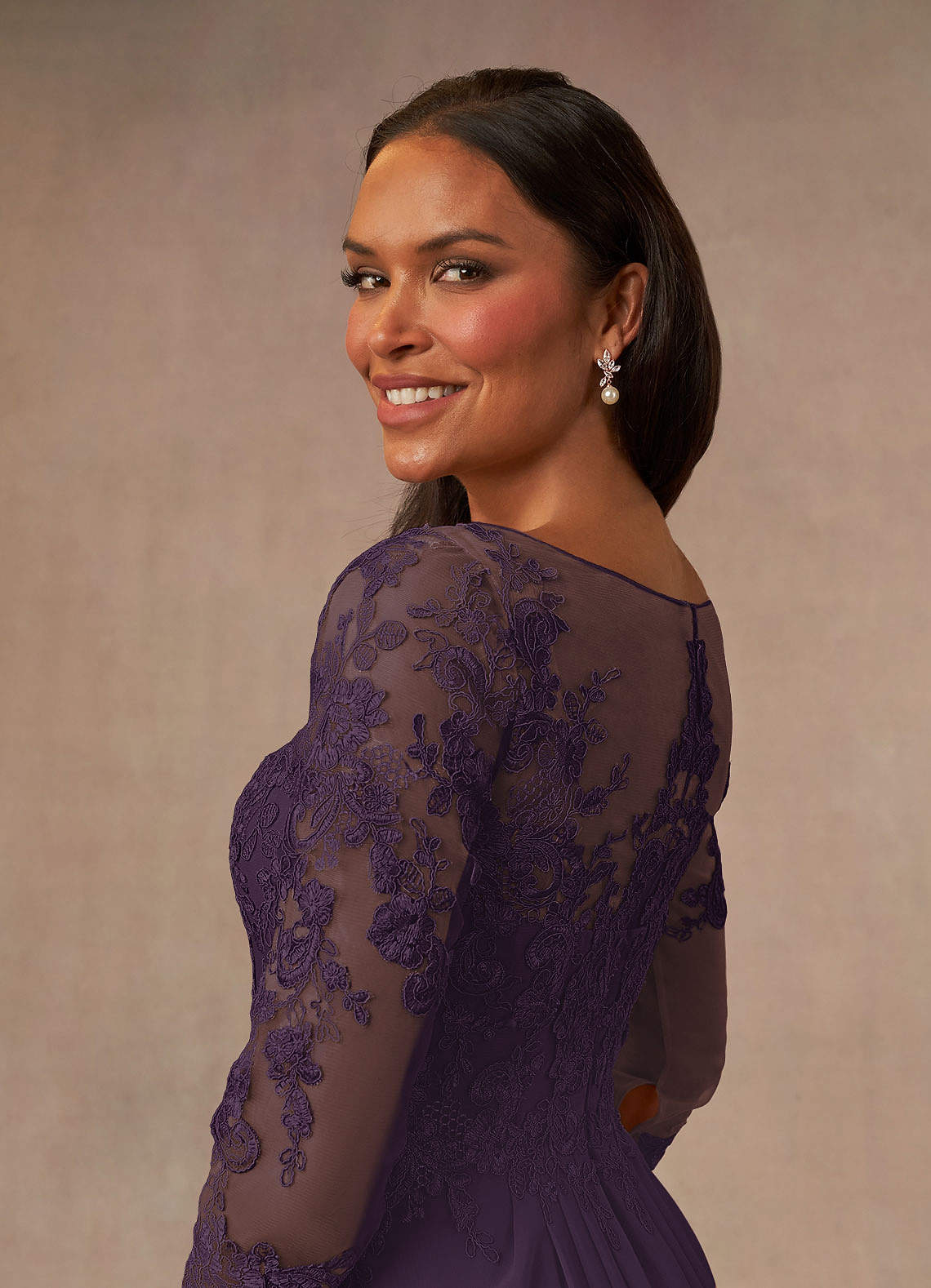 2 Pieces A-Line/Princess Scoop Chiffon Mother of the Bride Dresses with Jacket Floor-Length 3/4 Sleeves Lace