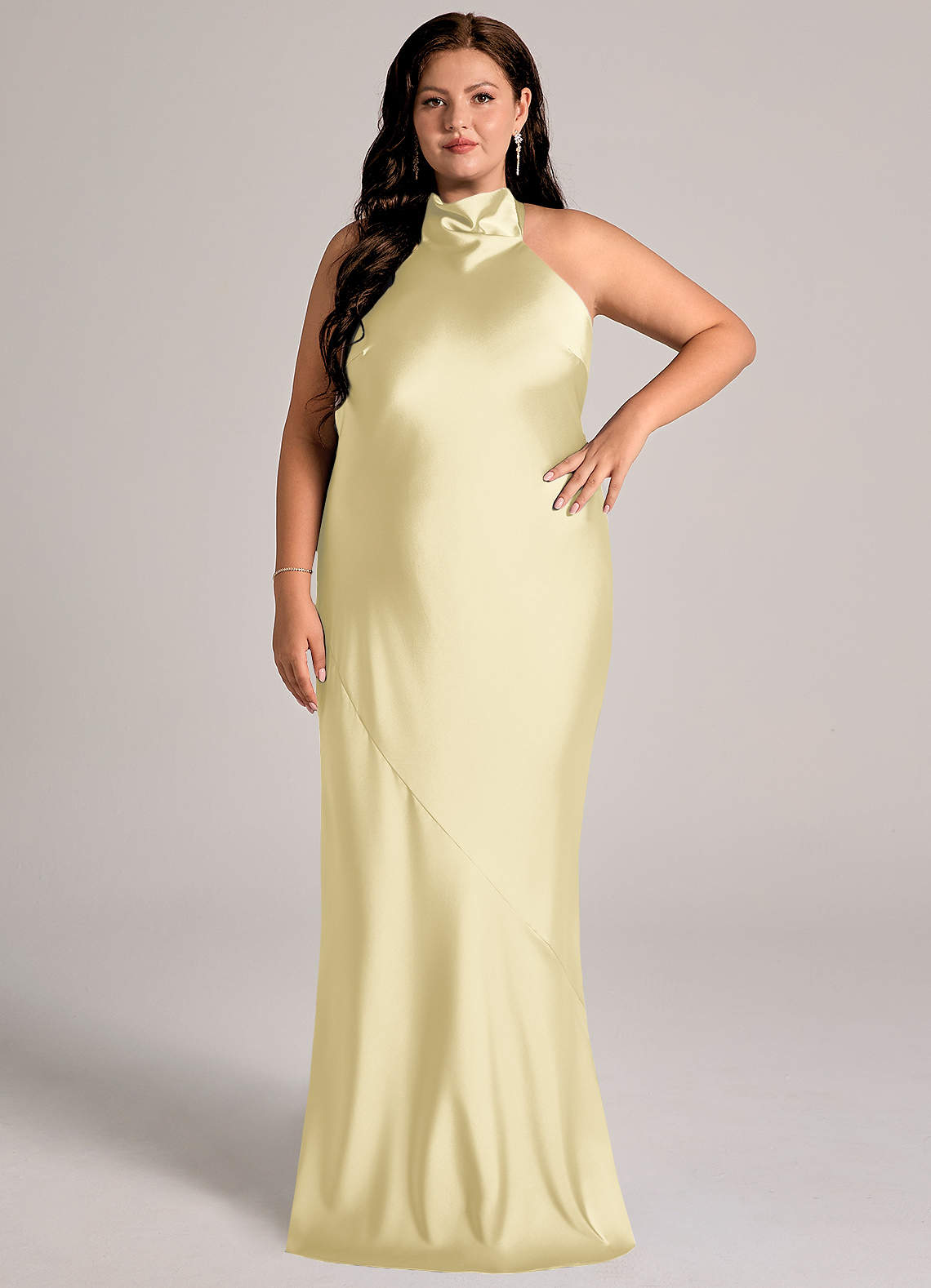 Azazie Velli Robes de demoiselle d'honneur Robe Sirène en Satin extensible Col Haut Sorbet Citron image1
