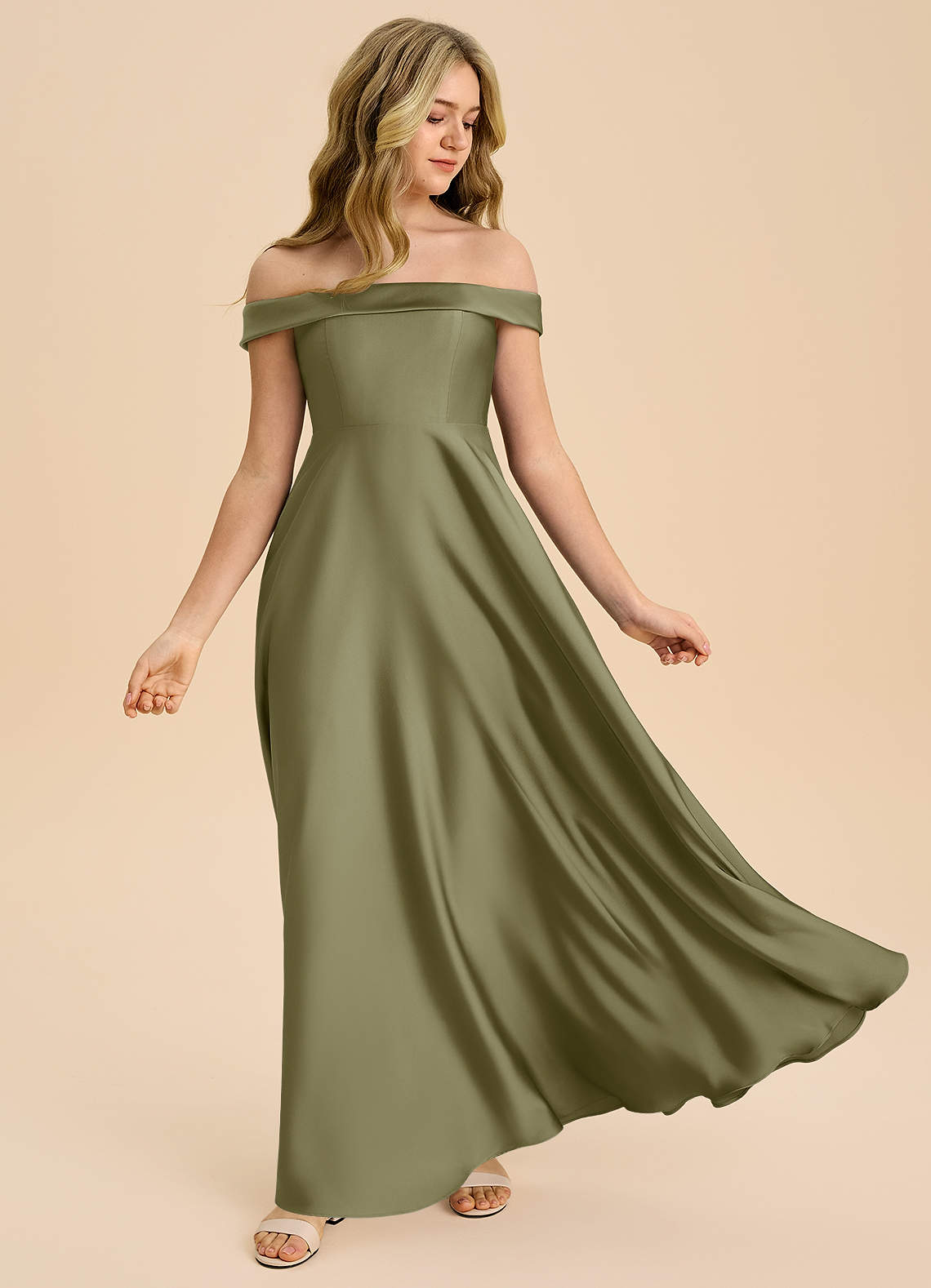 Azazie Sissy Junior Klänning av A-Line i Stretch Satin Off the shoulder image4