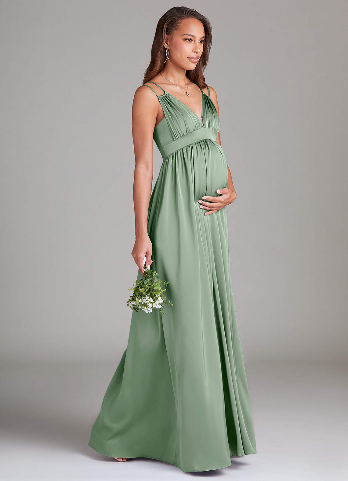 Azazie Emree Robes de demoiselle d'honneur de maternité Robe Trapèze avec poches Longueur ras du sol Satin extensible image3