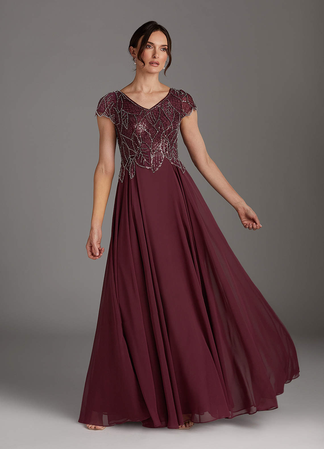 Azazie Eleanor vestidos de madre de la novia Vestido de Cabernet de Gasa de Corte En A con Lentejuela image2