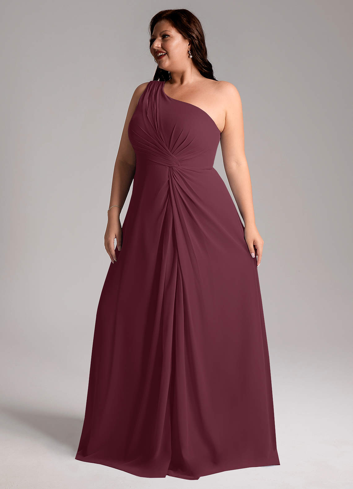 Azazie Brooke Vestidos de madrinha de casamento Vestido Cabernet de Chiffon de Linha A com Um ombro image11