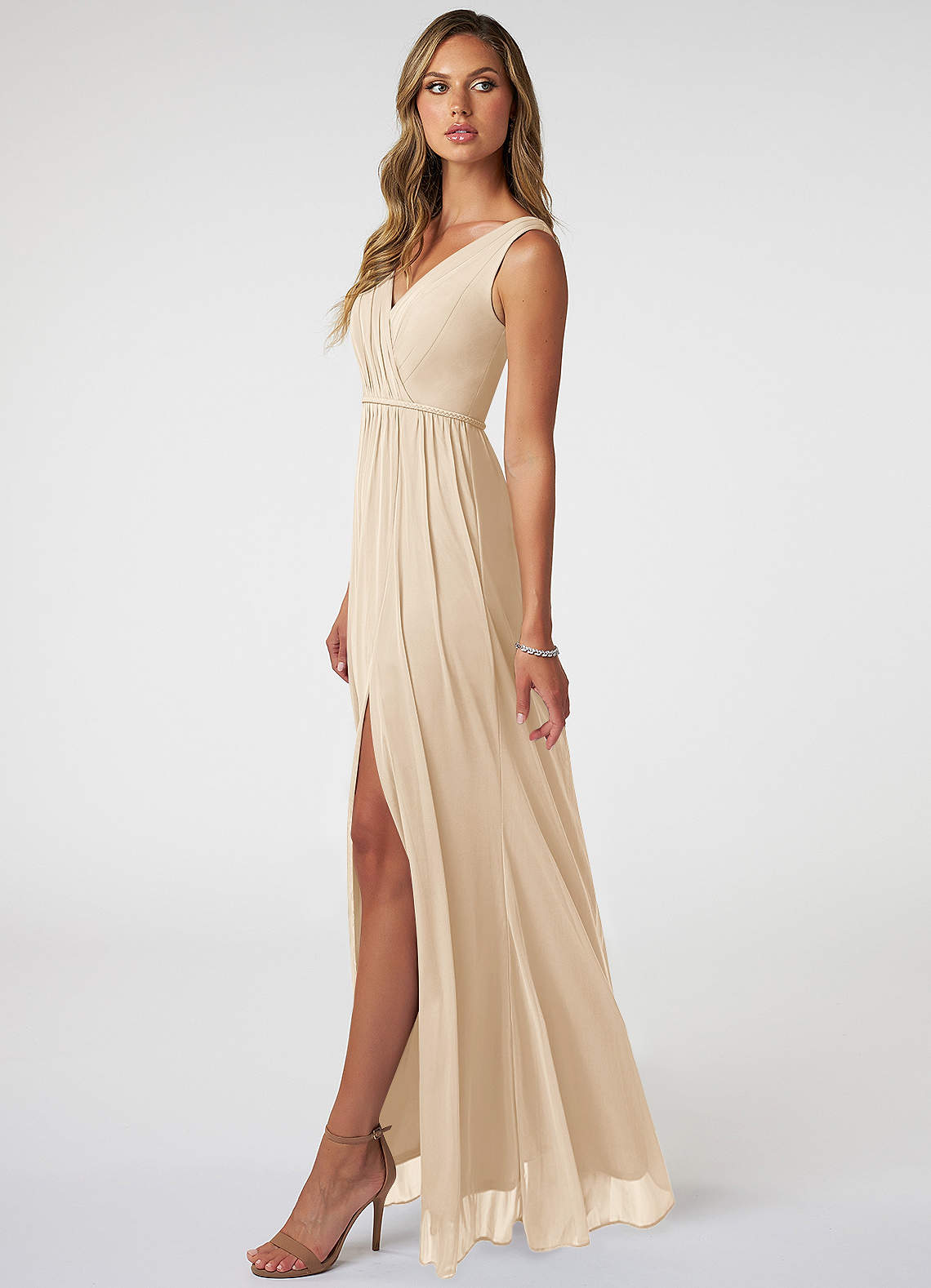 Azazie Tanicia Robes de demoiselle d'honneur Robe Trapèze en Maille Col V plissé Champagne image2