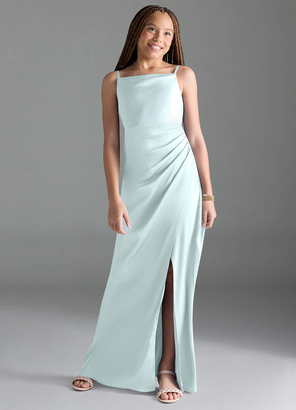Azazie Leonis Junior Robe Trapèze en Satin extensible Plissée Verre De Mer image1