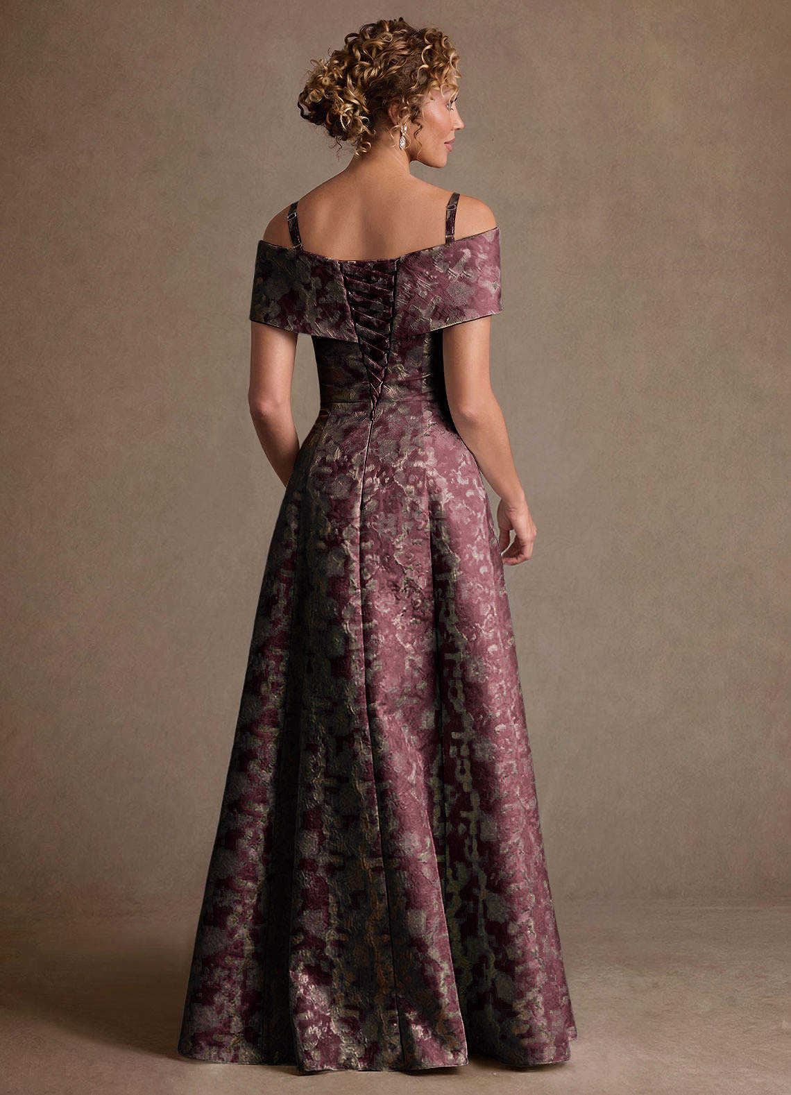 Azazie Harriett Klänningar till brudens mor Klä A-Line i Blommig Jacquard Av axeln Cabernet image3