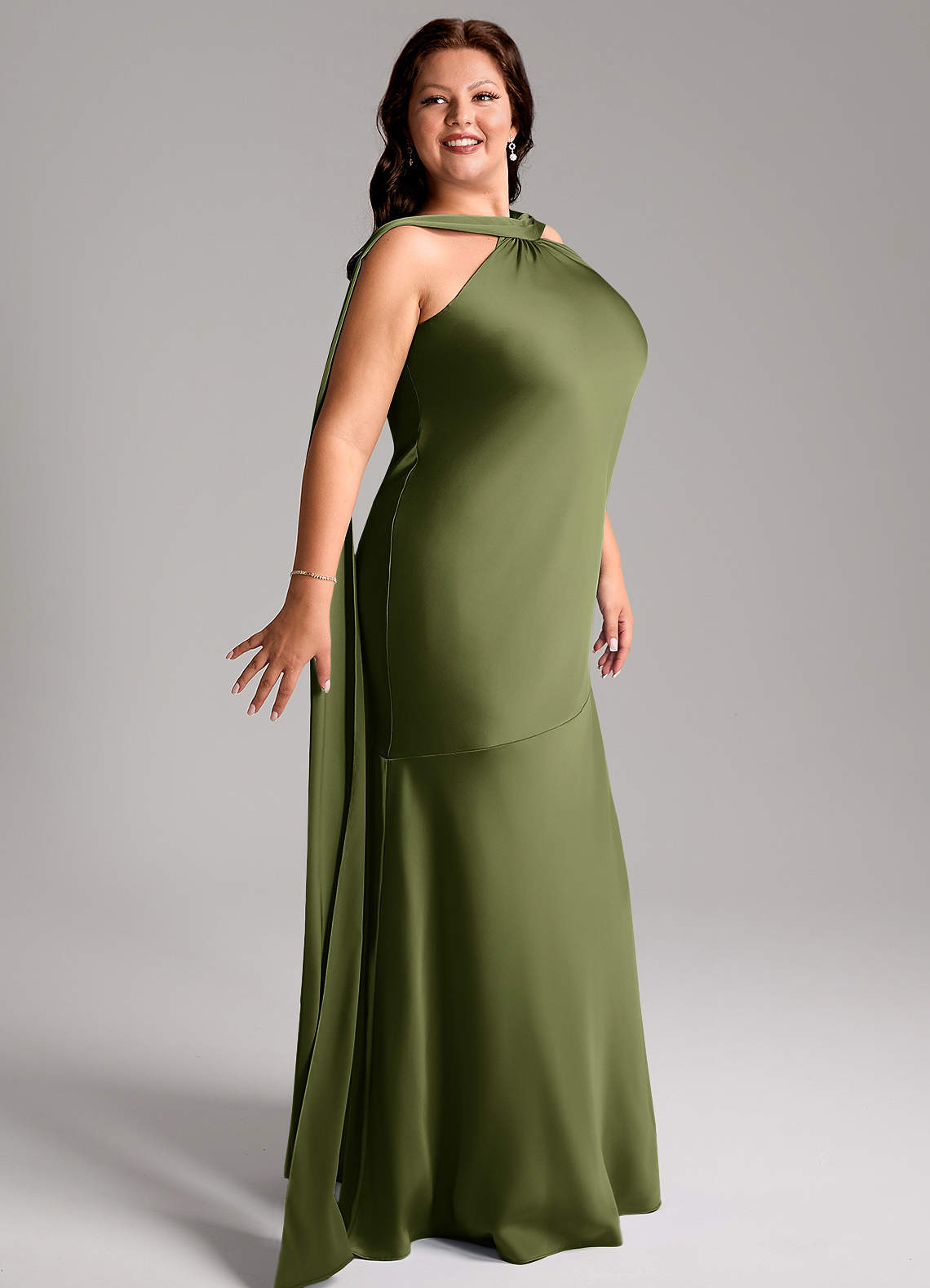 Azazie Kinsley Jurken voor bruidsmeisjes Jurk van Stretch Satijn met Zeemeermin Zijsplit Olijf image10