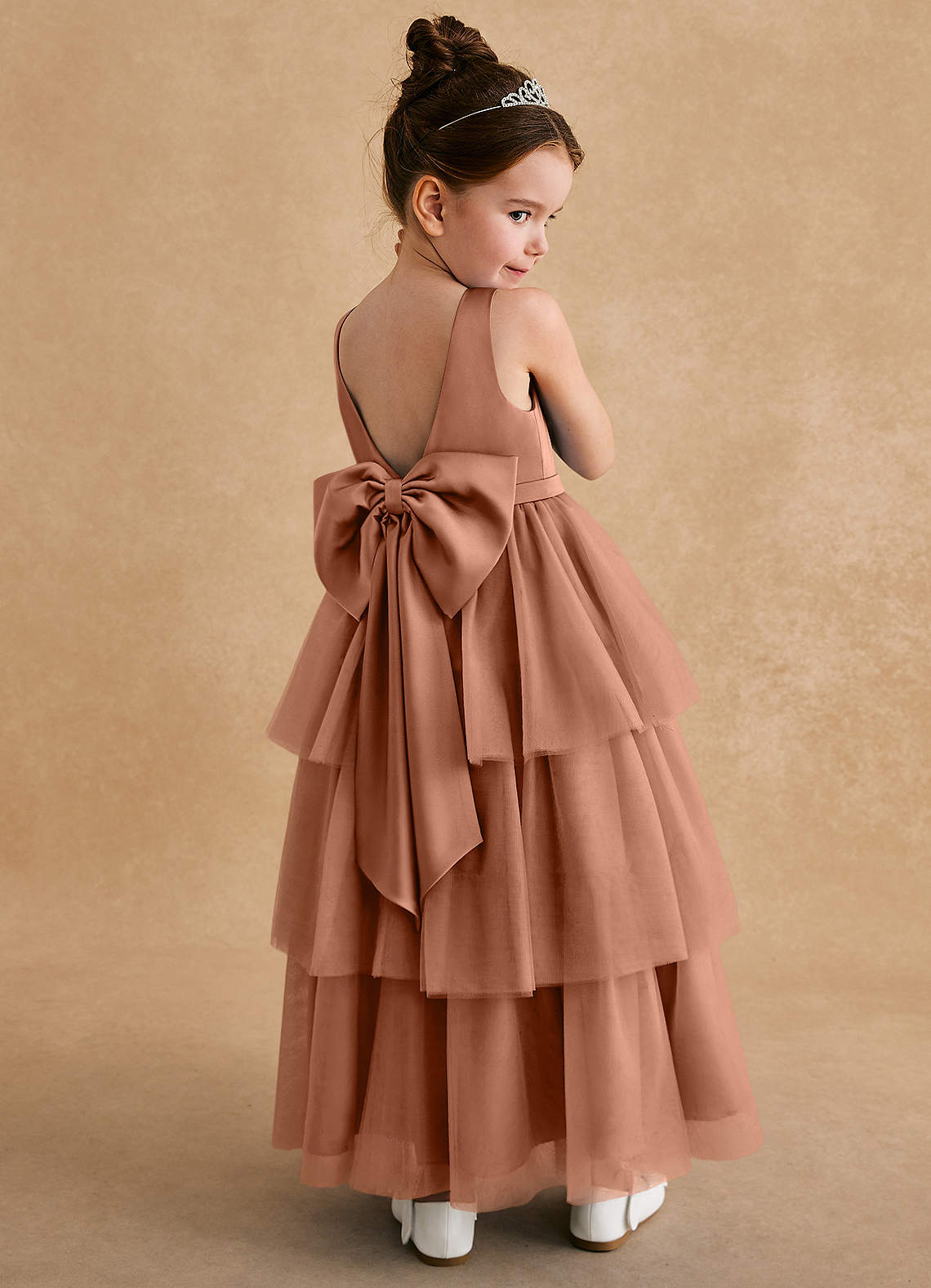 Azazie Megallie Robe Demoiselle D'honneur Fillette Robe Trapèze en Tulle Arc Bronze image1