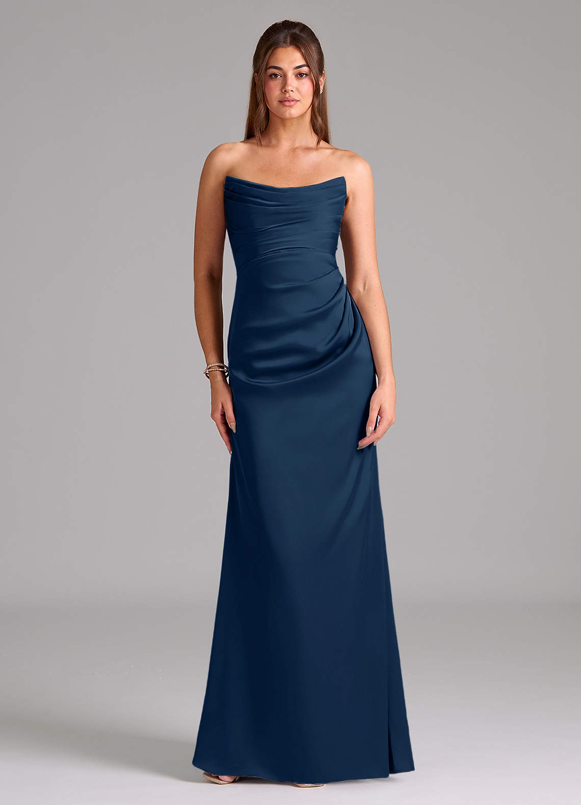 Azazie Lucille Vestidos de damas de honor Vestido de Azul Marino Oscuro de Satén Elástico de Corte Sirena Convertible con Sin tirantes image1