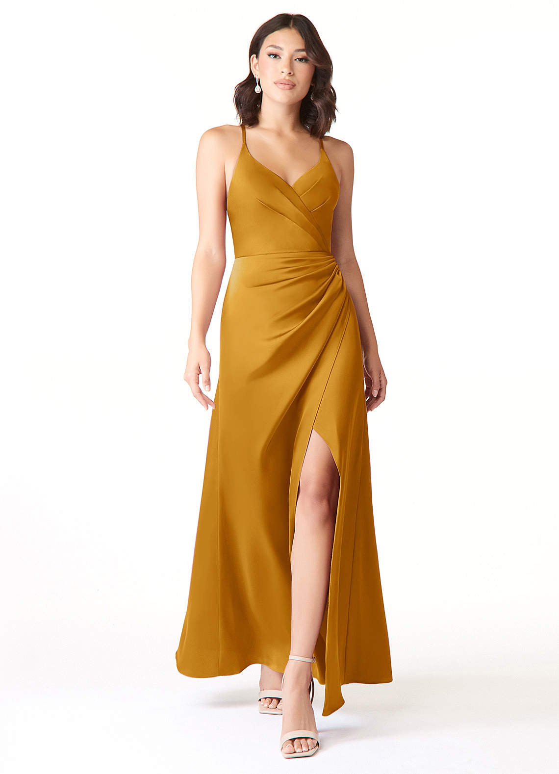 Azazie Geanna Vestidos de damas de honor Vestido de Caramelo de Satén Elástico de Corte Recto con Cuello en V Plisado image1