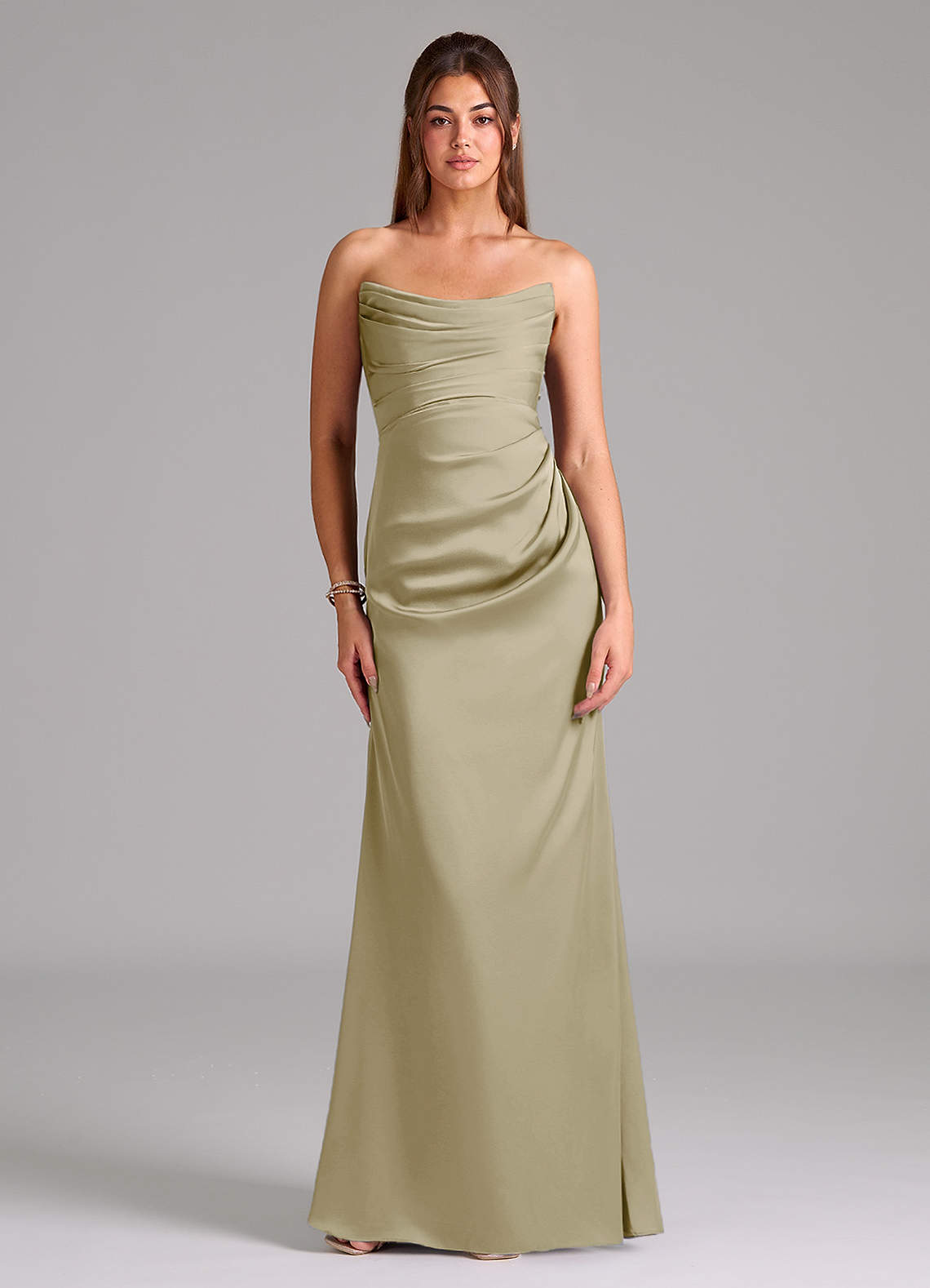 Azazie Lucille Jurken voor bruidsmeisjes Converteerbaar Jurk van Stretch Satijn met Zeemeermin Strapless Mosgroen image1