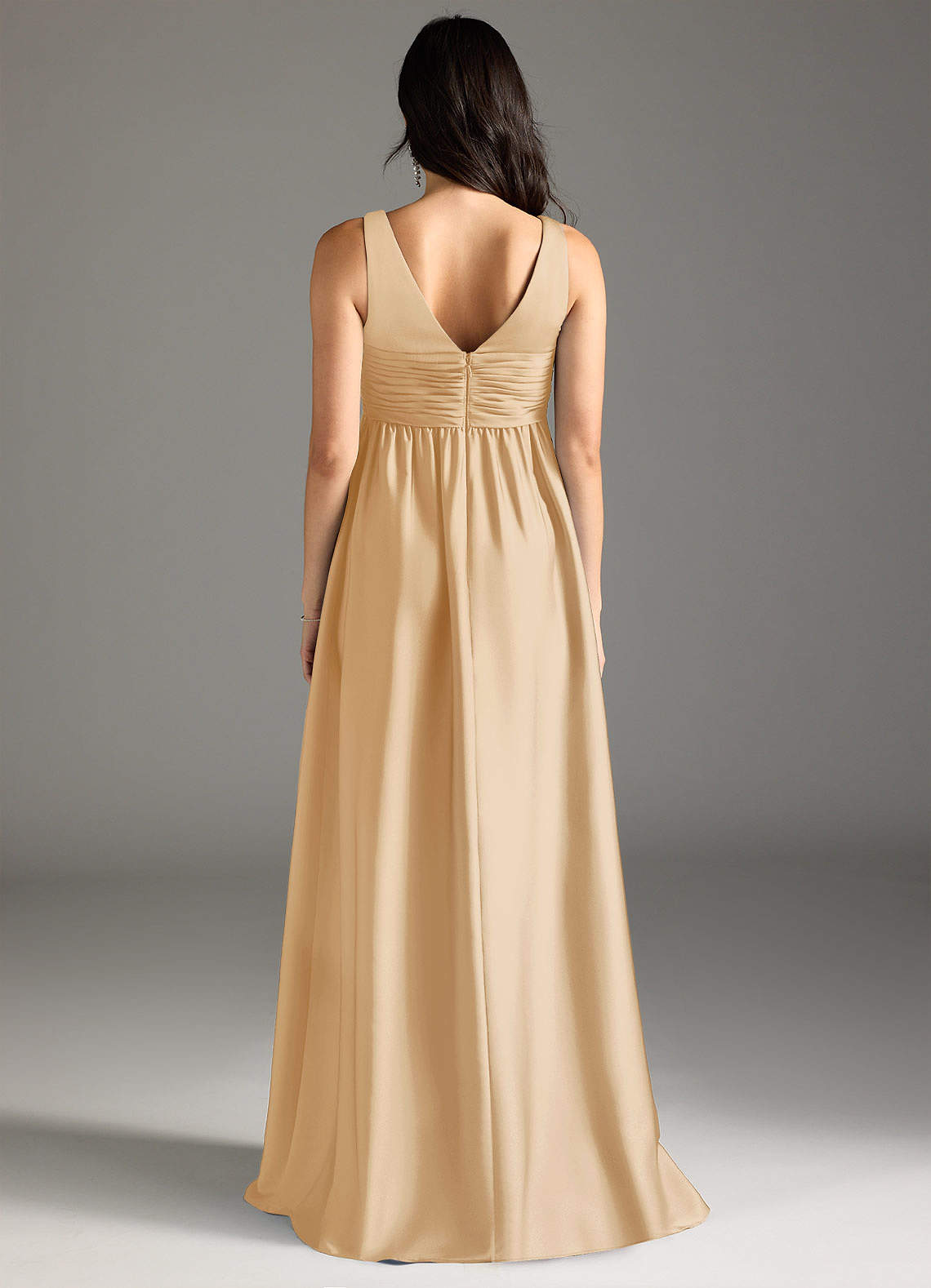 Azazie Yetta vestidos de dama de honor de maternidad Vestido de Corte en A Plisado Hasta el suelo Satén Elástico image6