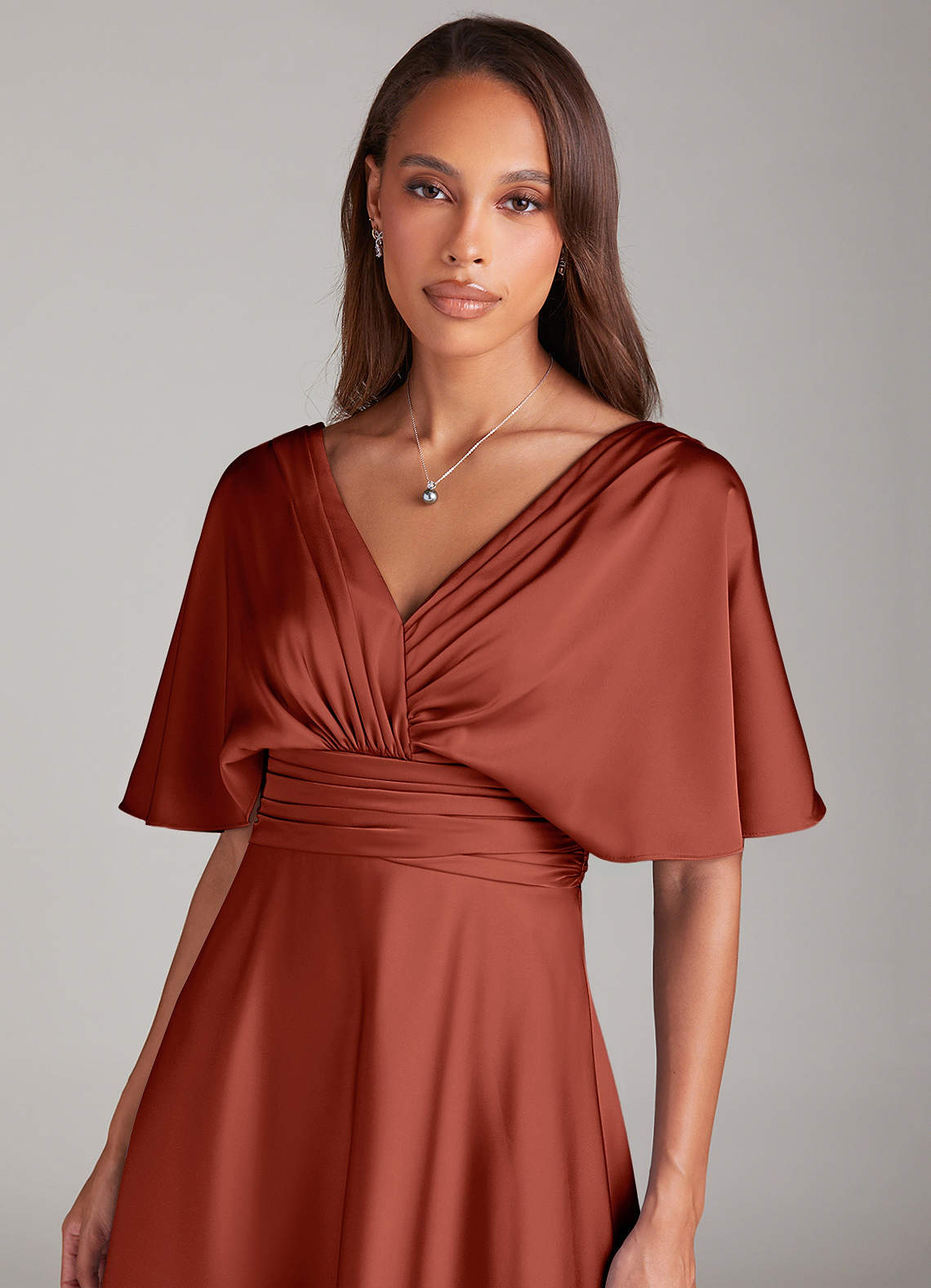 Azazie Pamela Robes de demoiselle d'honneur Robe Trapèze en Satin extensible Plissée Terracotta image4